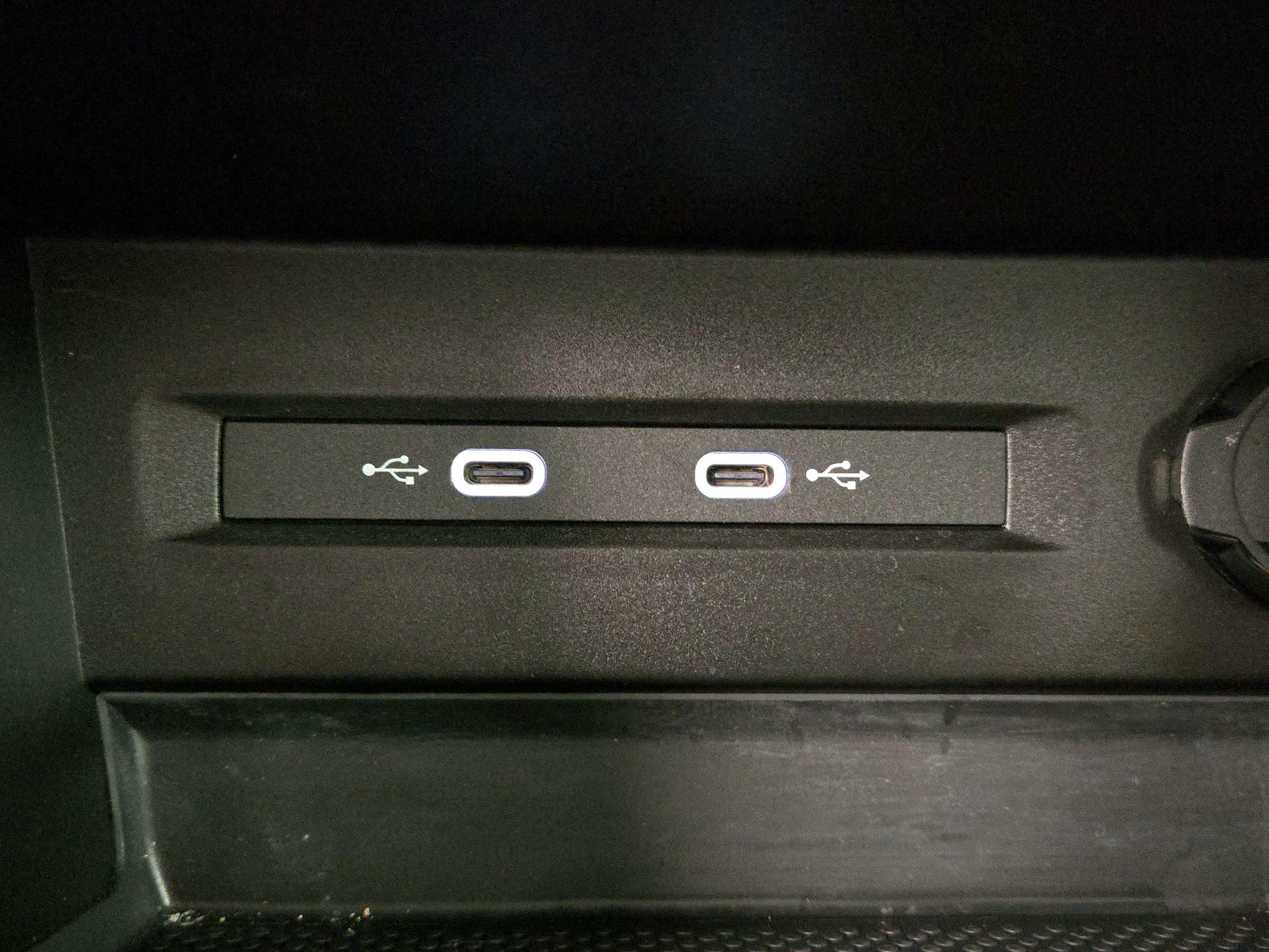 Thumbnail: 2023 Volkswagen Taos - 18