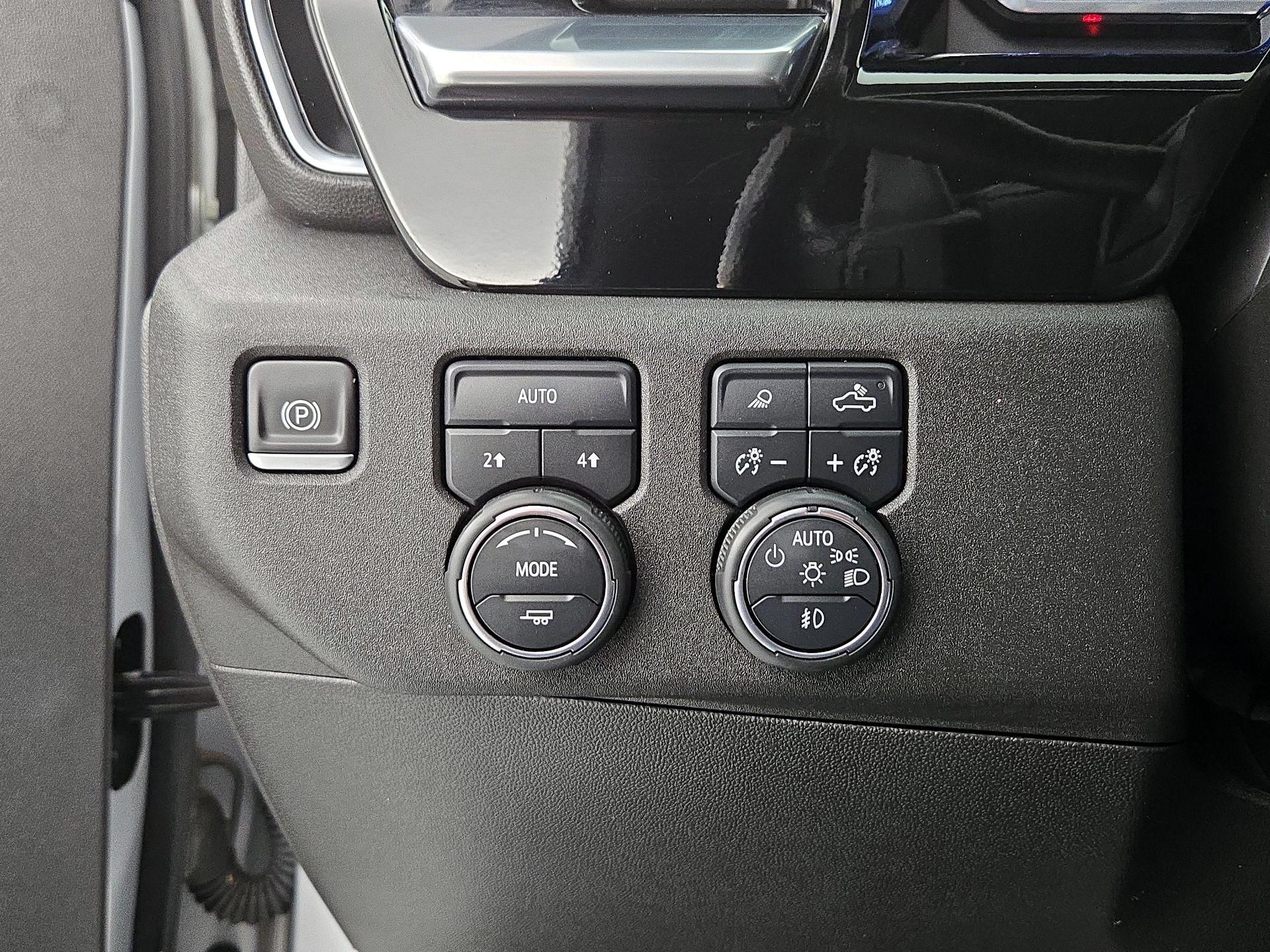 Thumbnail: 2022 Chevrolet Silverado 1500 - 13