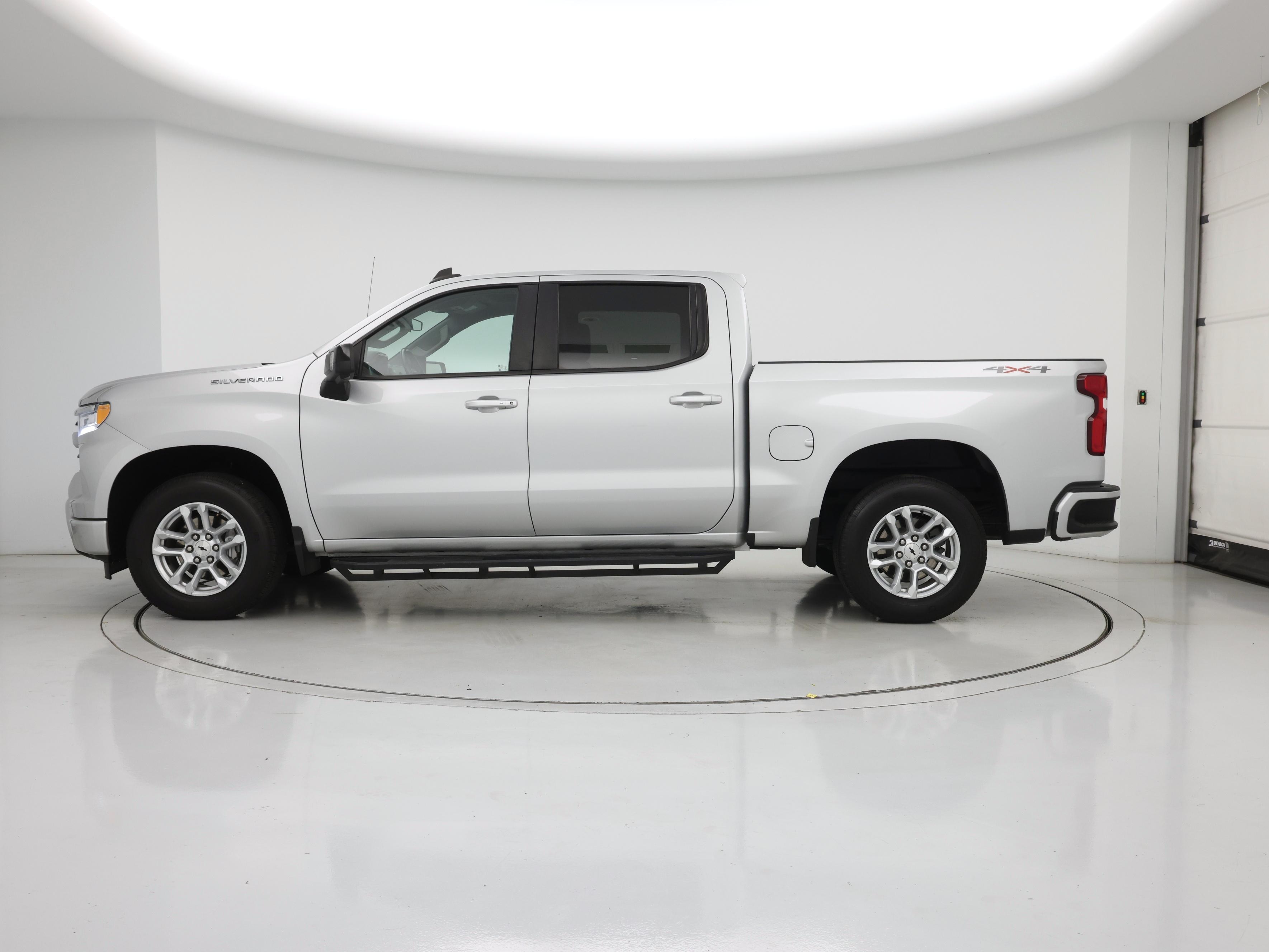 Thumbnail: 2022 Chevrolet Silverado 1500 - 3
