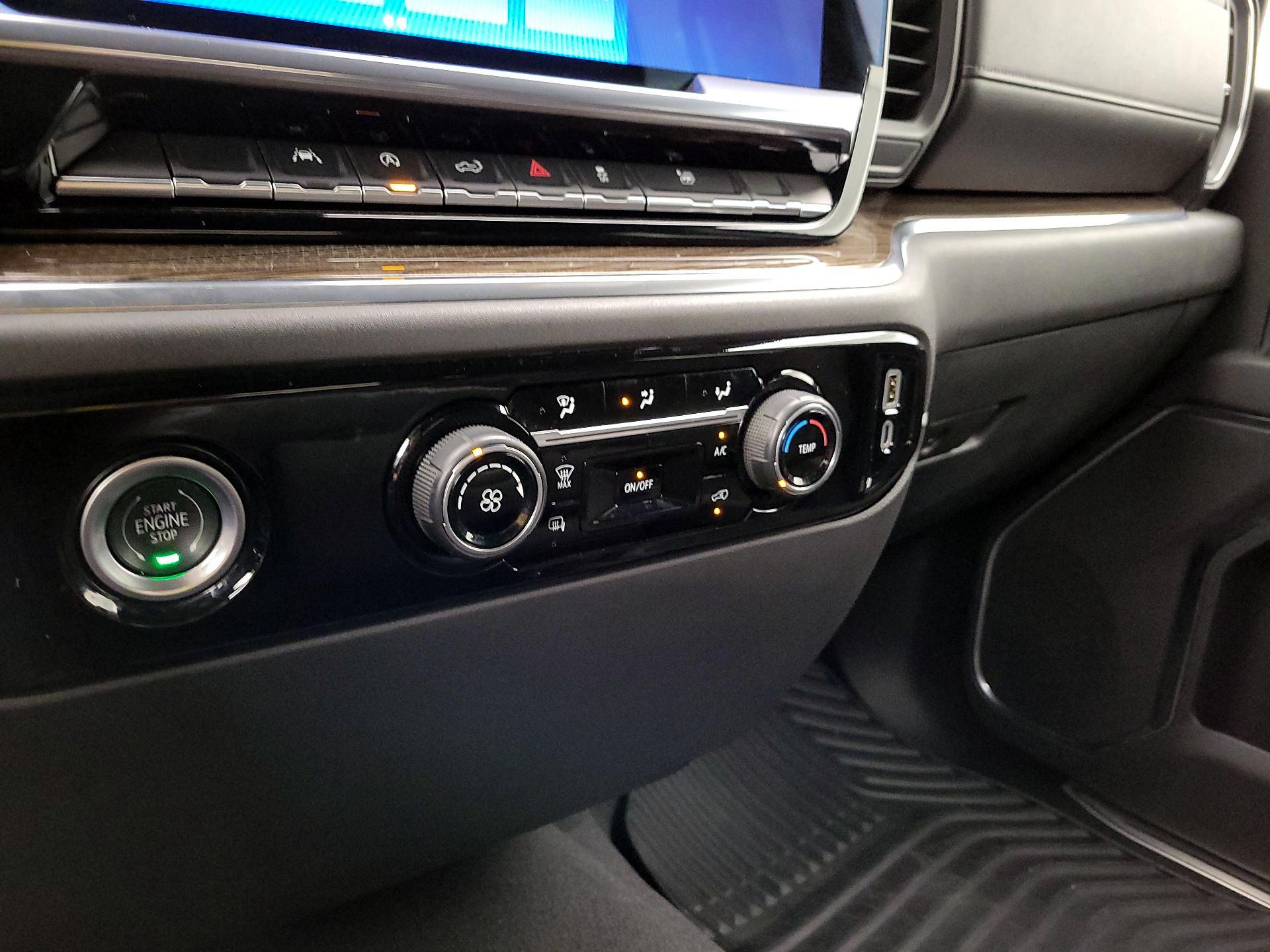 Thumbnail: 2023 Chevrolet Silverado 1500 - 16