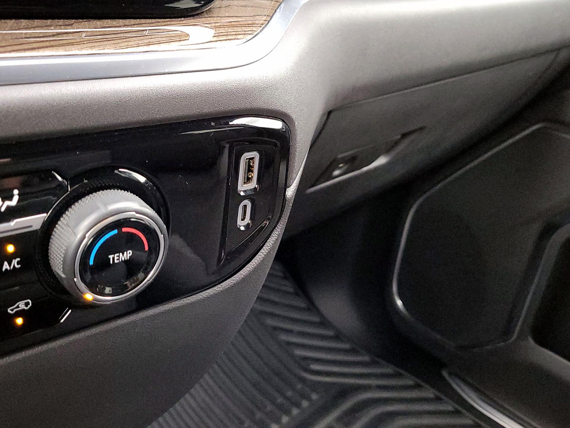 Thumbnail: 2023 Chevrolet Silverado 1500 - 18