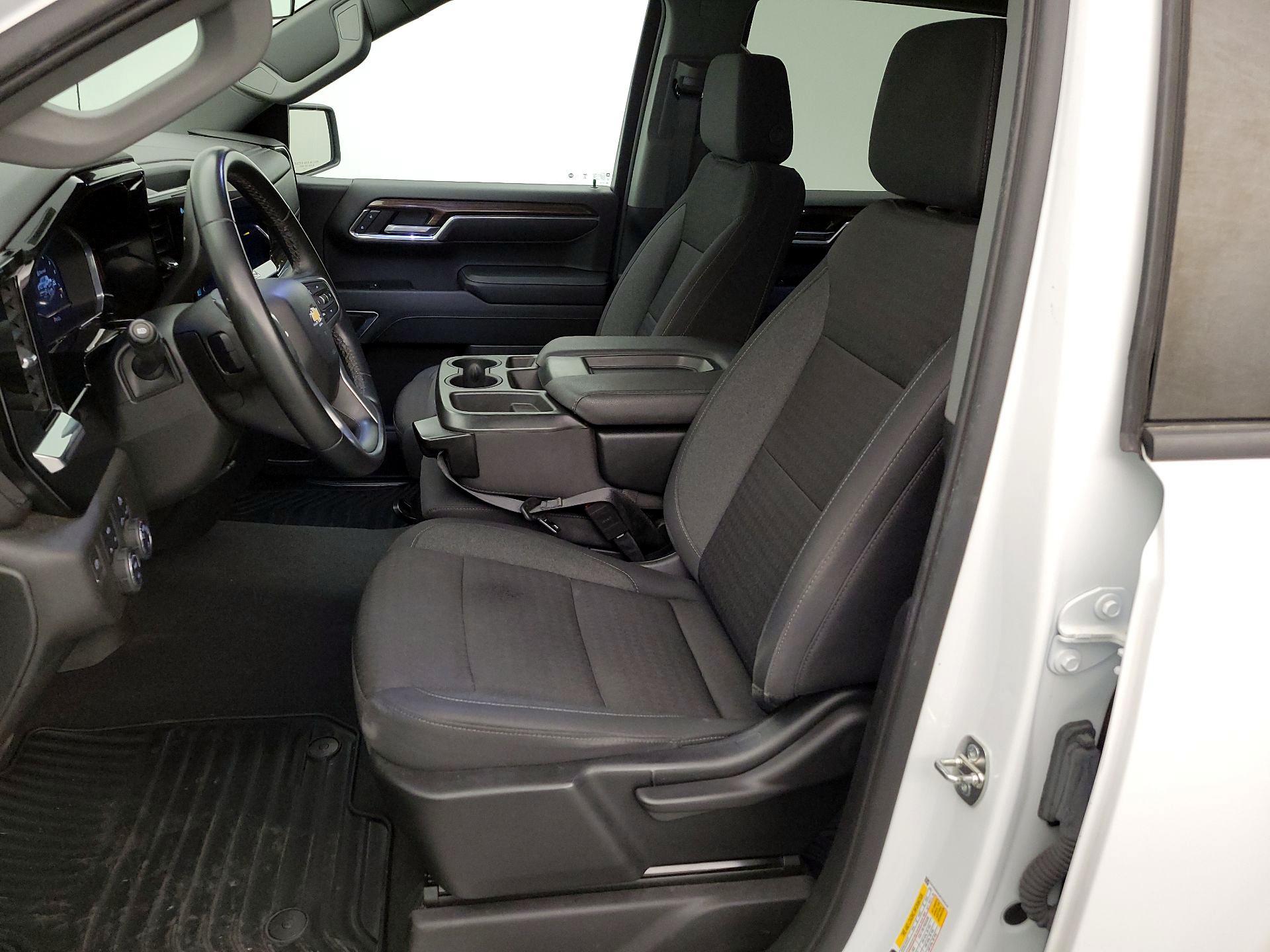 Thumbnail: 2023 Chevrolet Silverado 1500 - 11