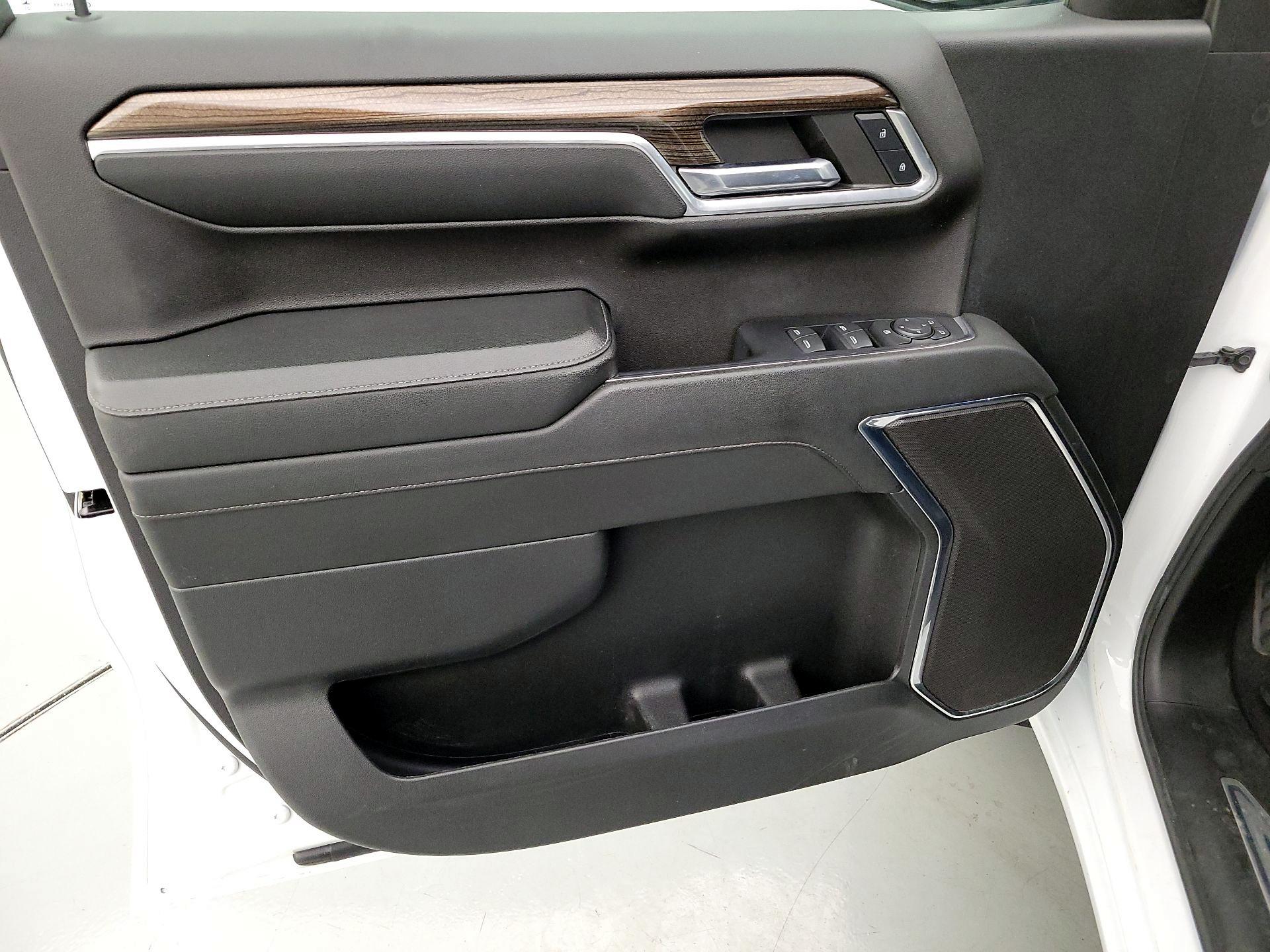 Thumbnail: 2023 Chevrolet Silverado 1500 - 12