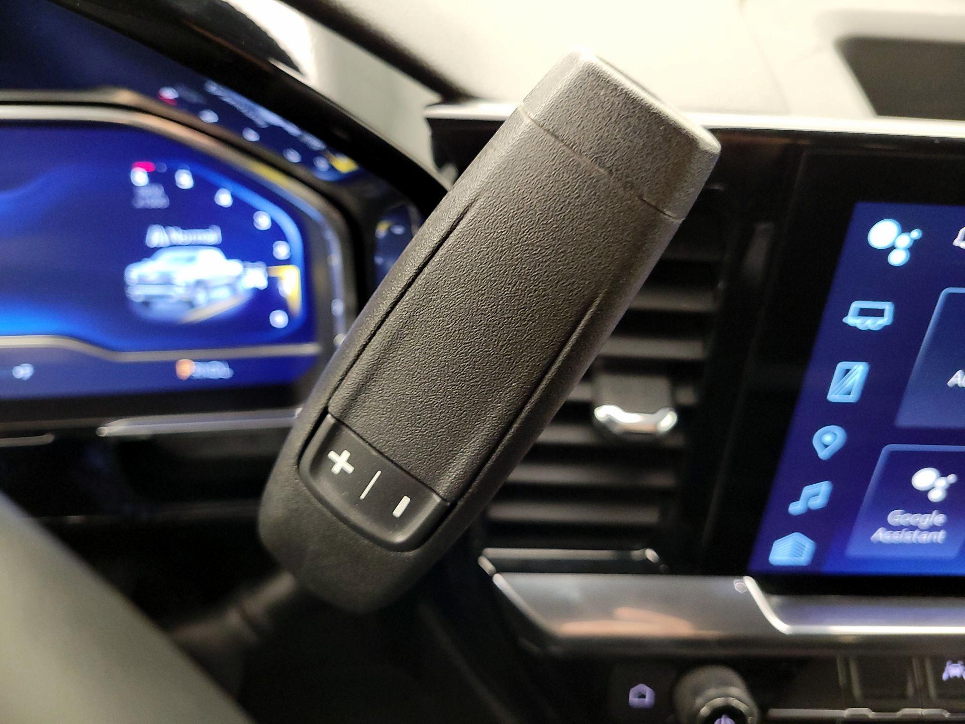 Thumbnail: 2023 Chevrolet Silverado 1500 - 17