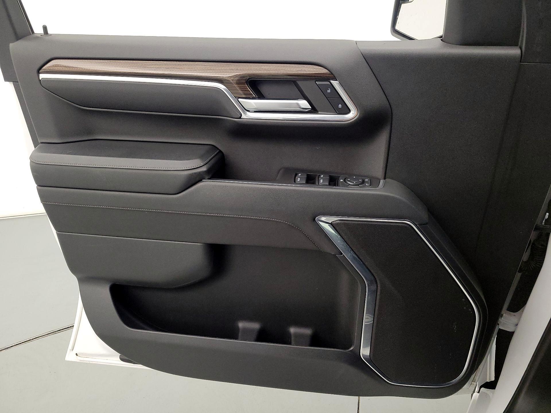Thumbnail: 2023 Chevrolet Silverado 1500 - 12