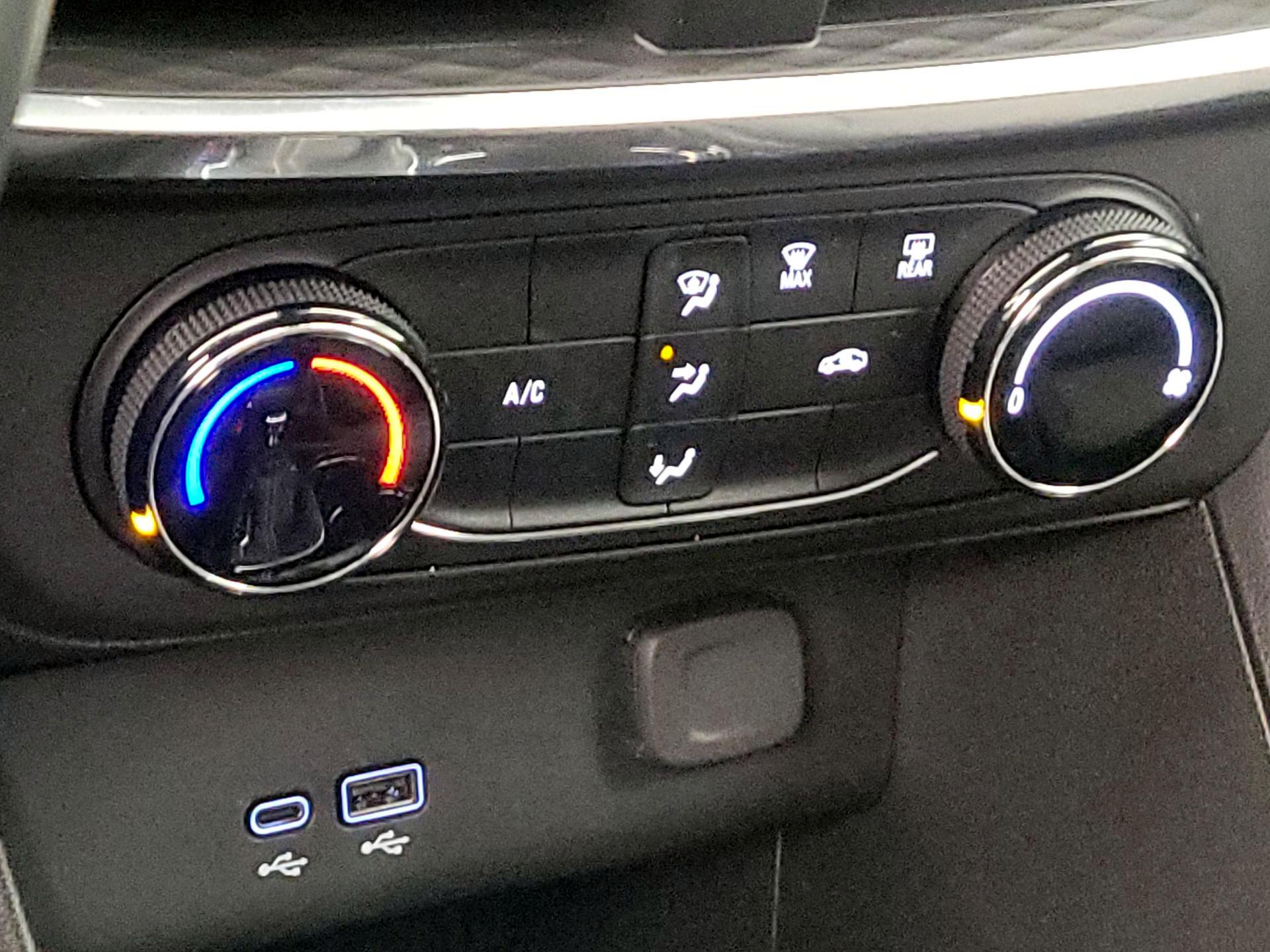 Thumbnail: 2025 Buick Encore GX - 16