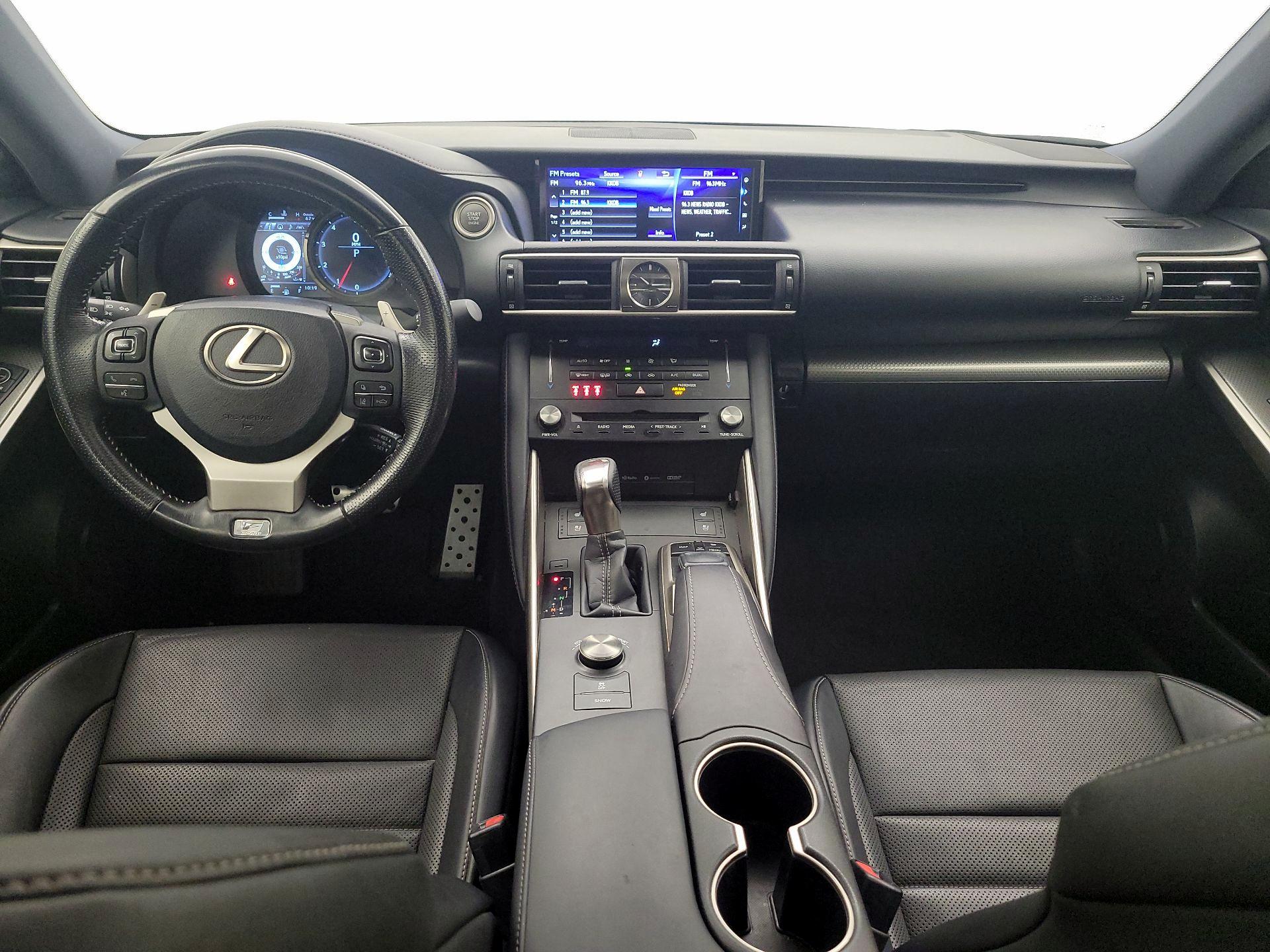 Thumbnail: 2017 Lexus IS - 9