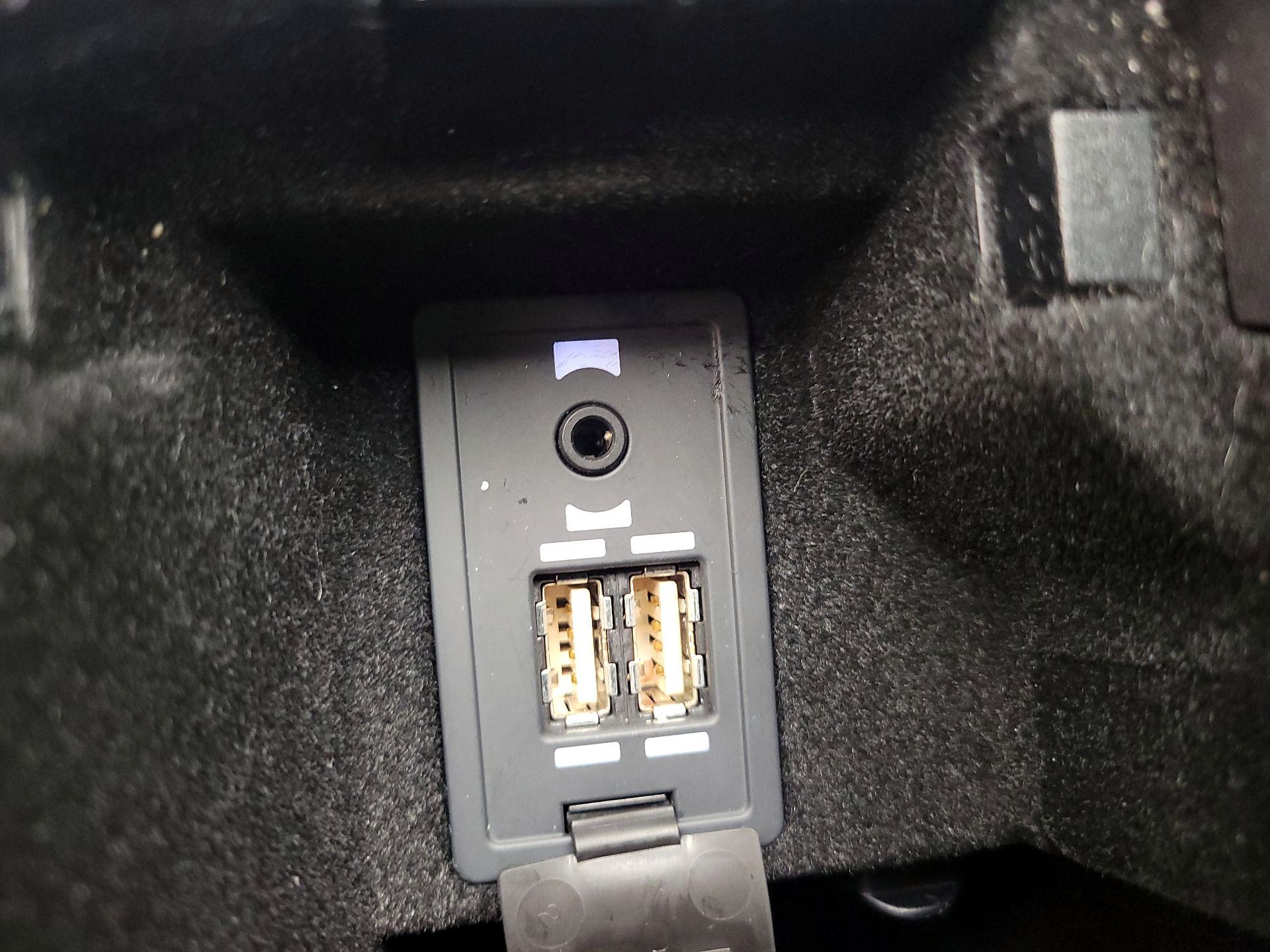 Thumbnail: 2017 Lexus IS - 18