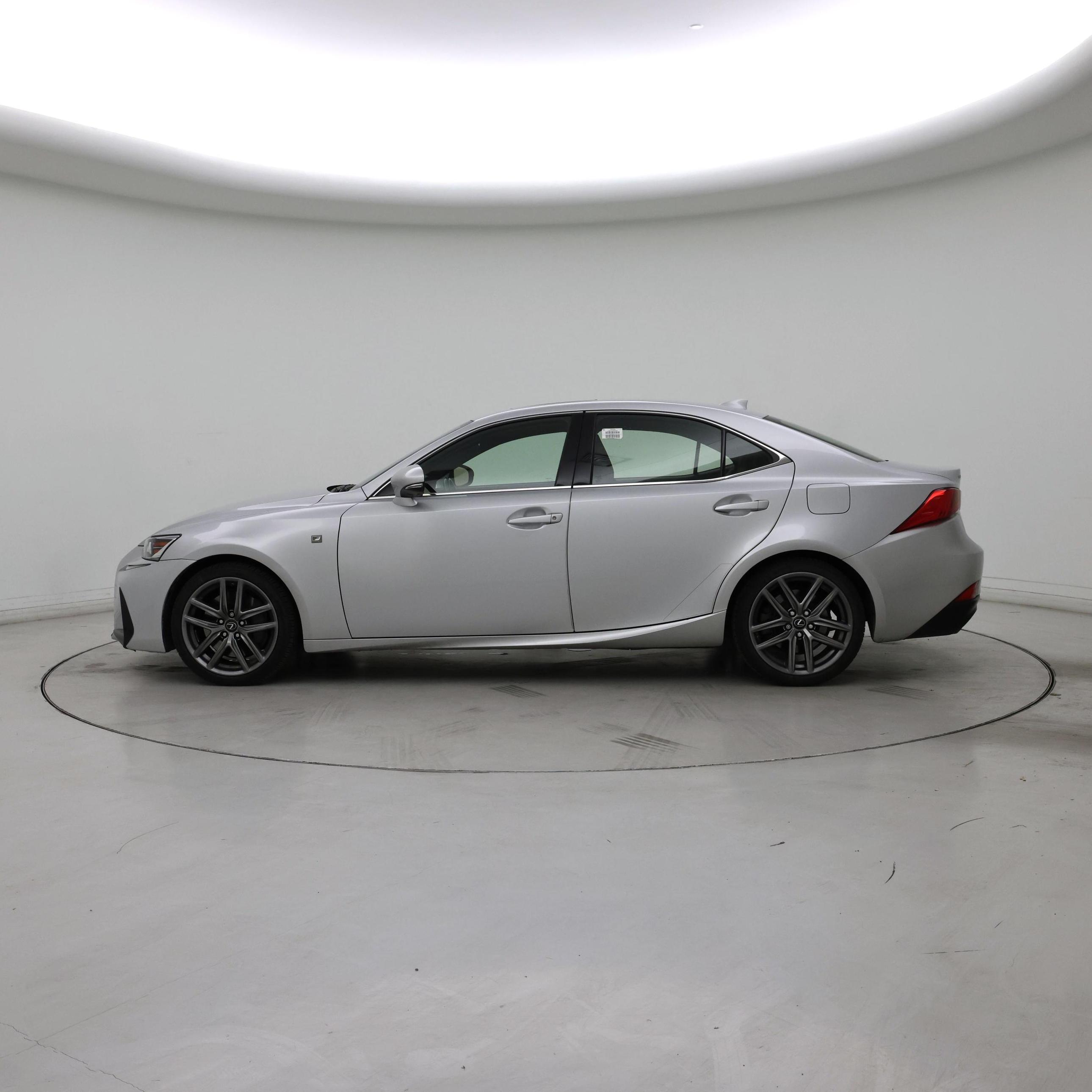 Thumbnail: 2017 Lexus IS - 3