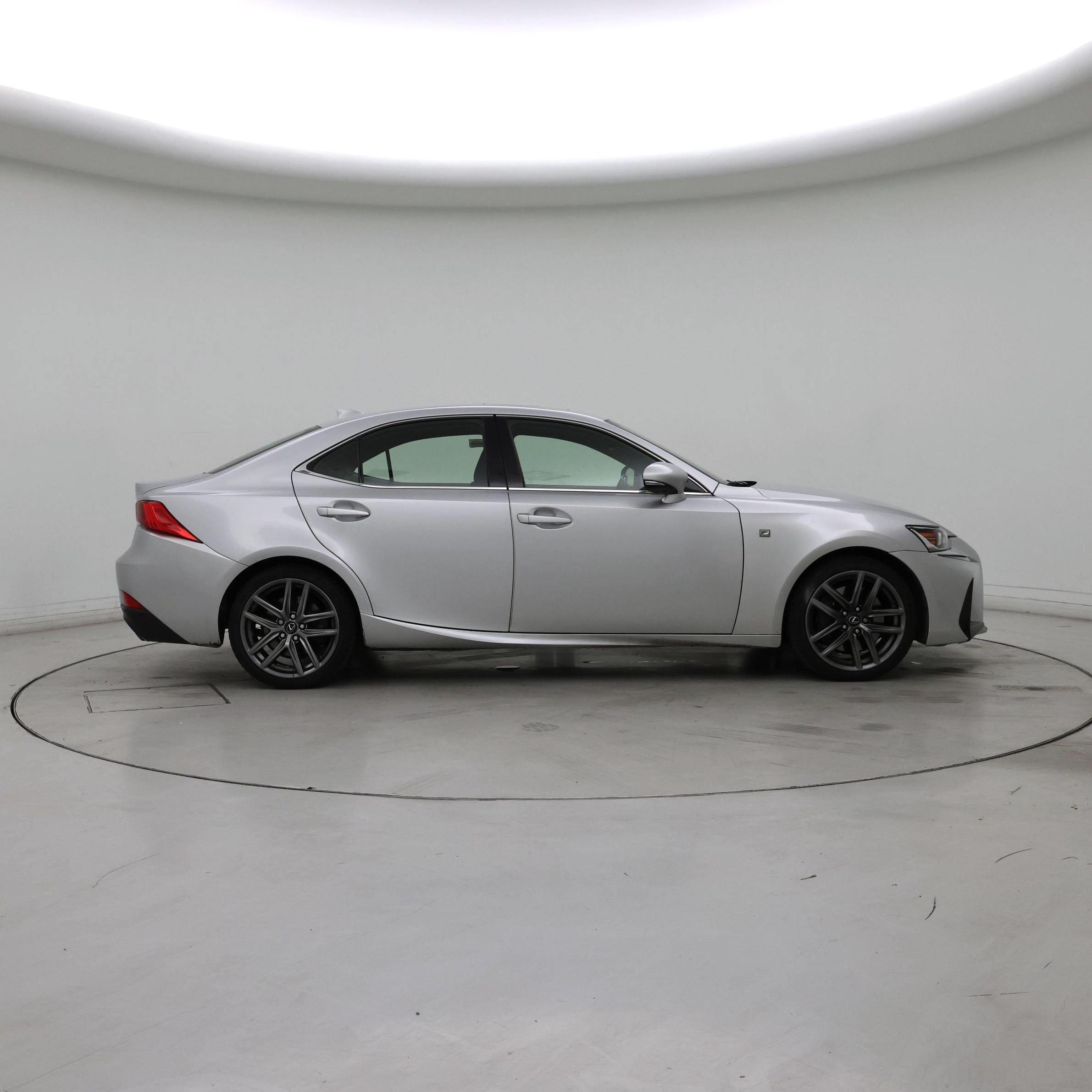 Thumbnail: 2017 Lexus IS - 7