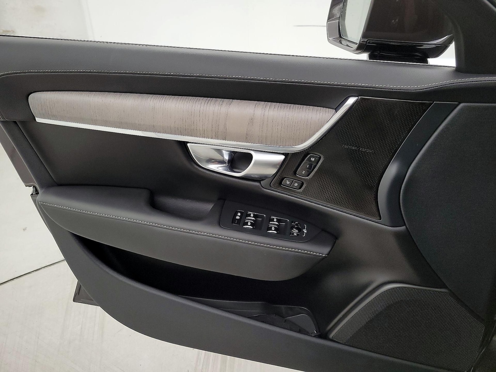 2023 Volvo S90 Ultimate - Photo 13