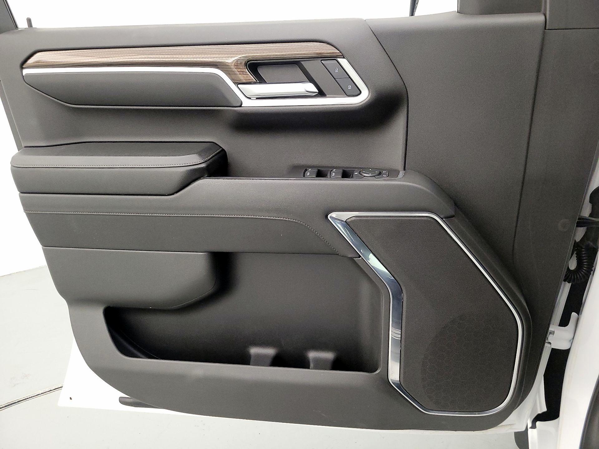 Thumbnail: 2023 Chevrolet Silverado 1500 - 12