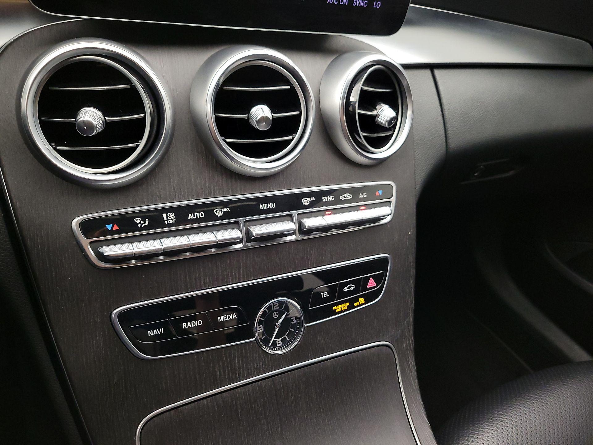 Thumbnail: 2021 Mercedes-Benz C-Class - 16