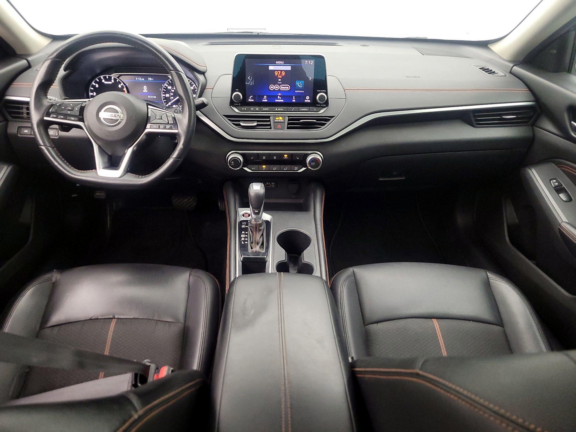 Thumbnail: 2019 Nissan Altima - 9