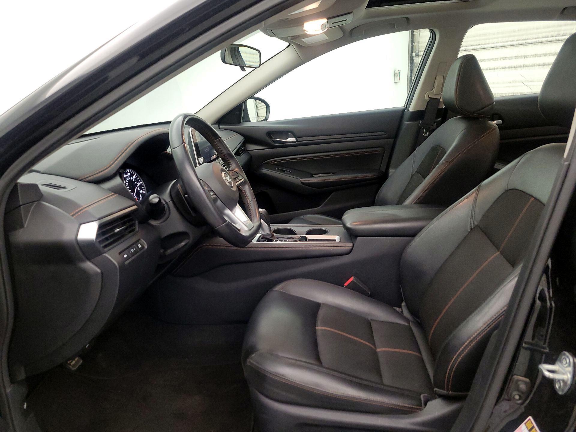 Thumbnail: 2019 Nissan Altima - 11