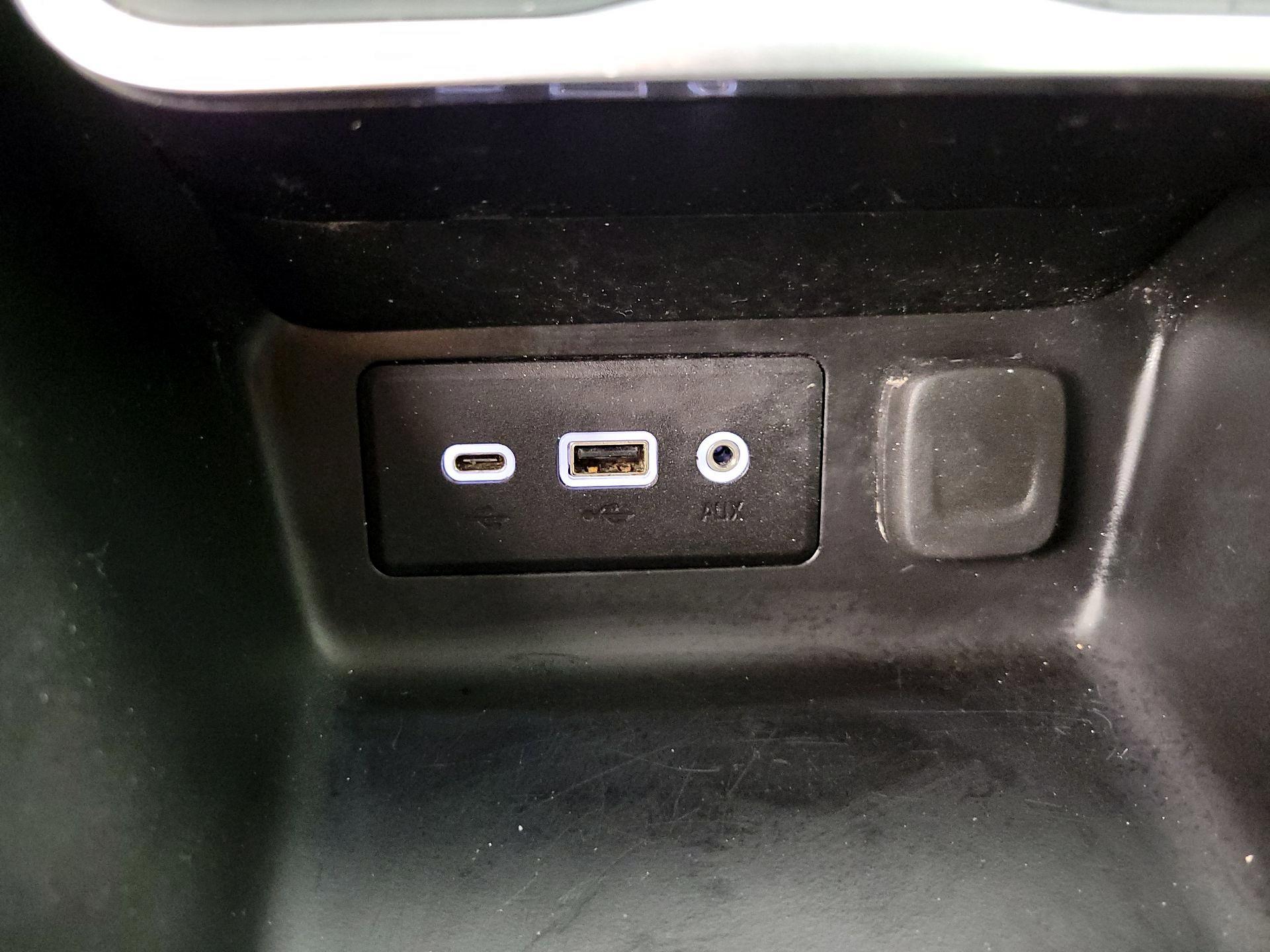 Thumbnail: 2019 GMC Terrain - 18