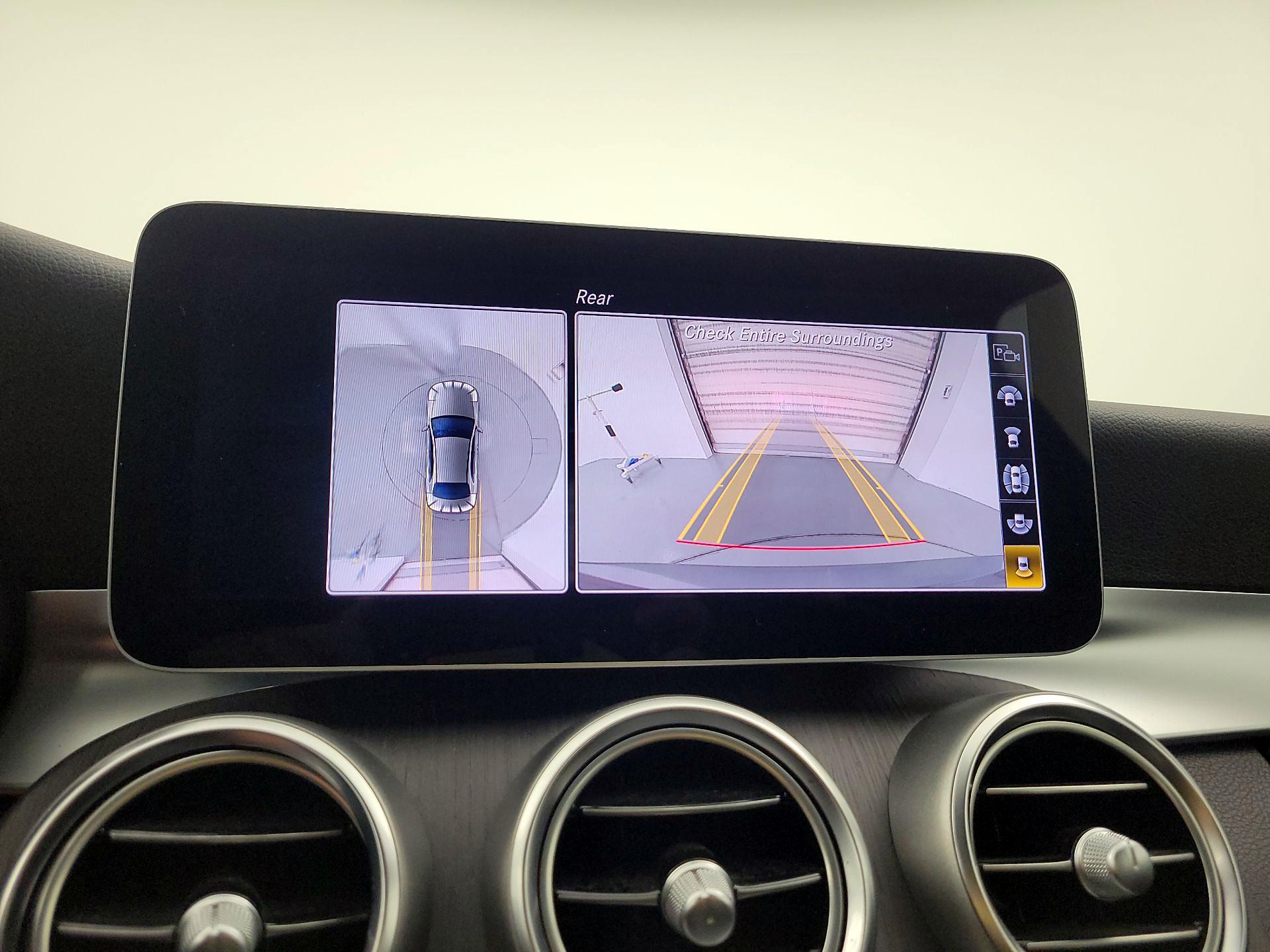 Thumbnail: 2020 Mercedes-Benz C-Class - 12