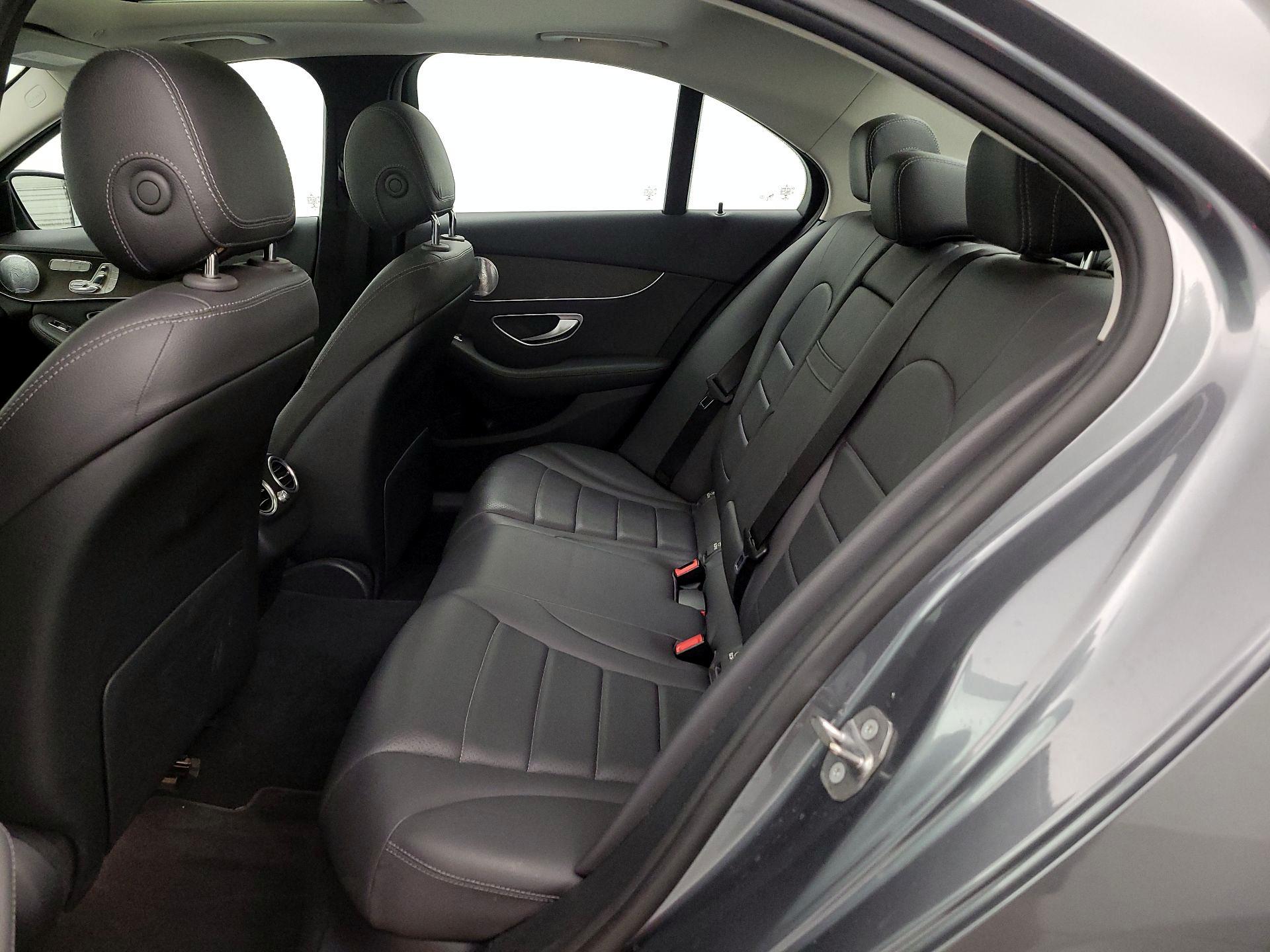 Thumbnail: 2020 Mercedes-Benz C-Class - 18