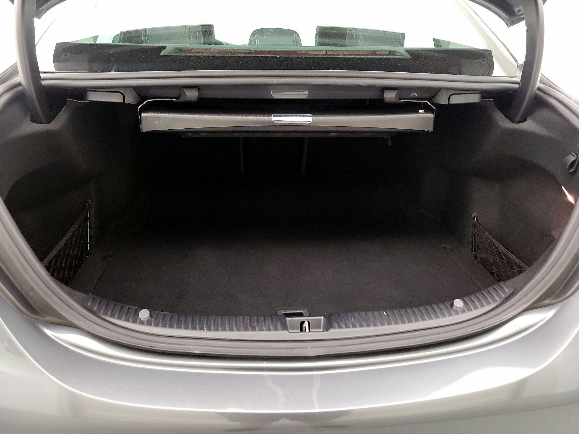 Thumbnail: 2020 Mercedes-Benz C-Class - 19