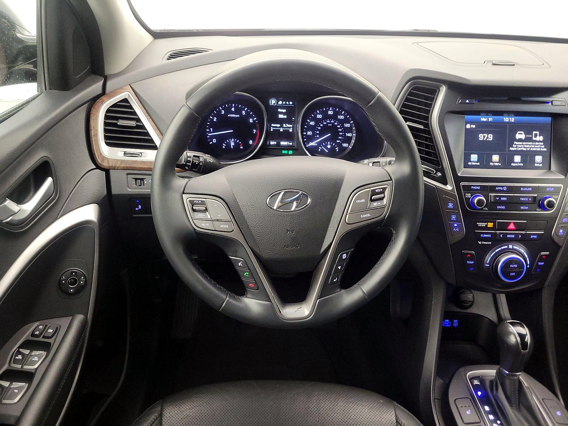 Thumbnail: 2017 Hyundai Santa Fe - 10