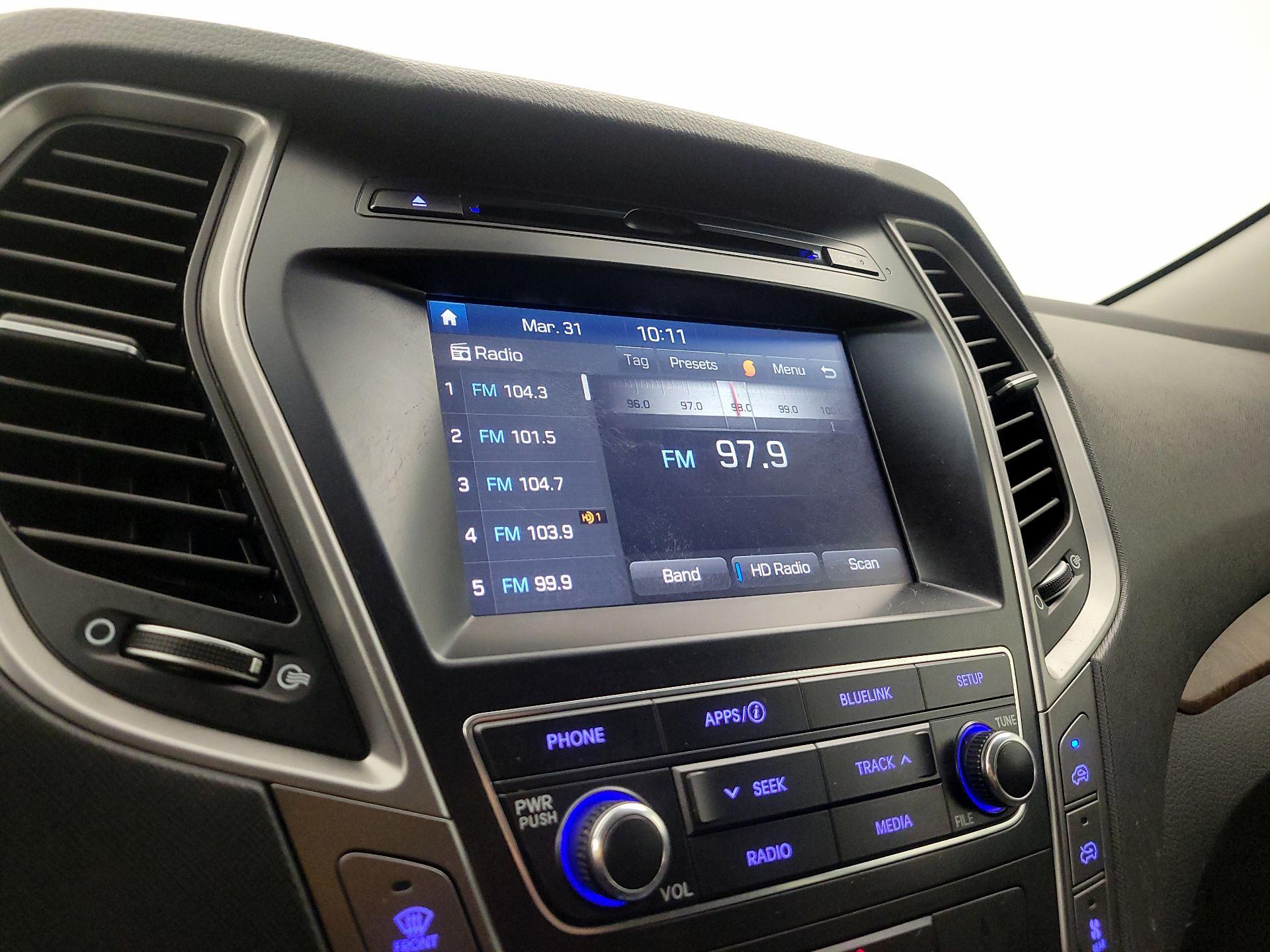 Thumbnail: 2017 Hyundai Santa Fe - 15