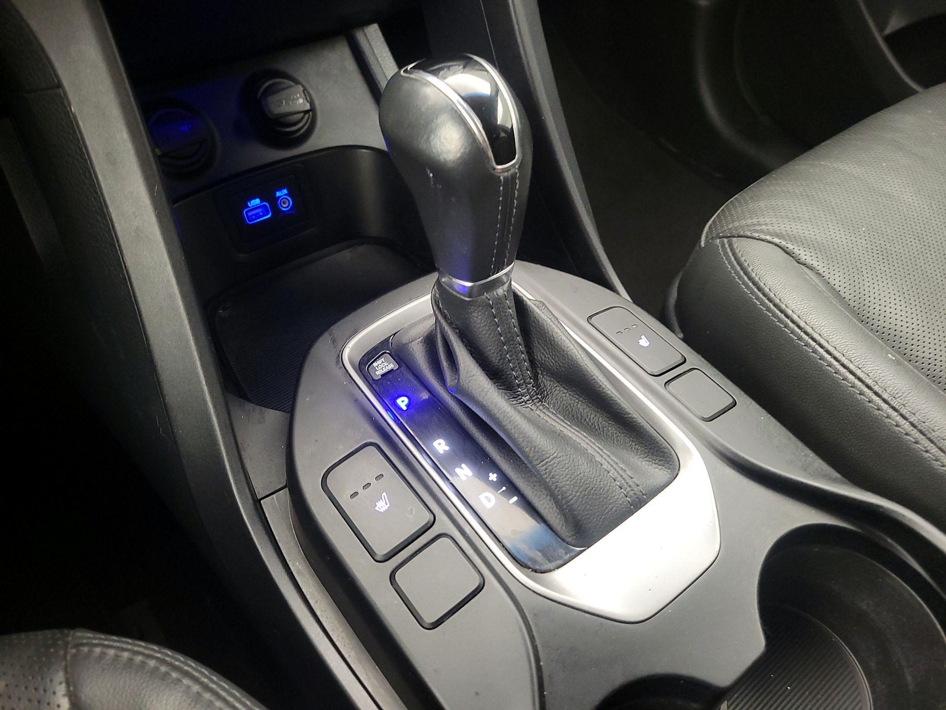 Thumbnail: 2017 Hyundai Santa Fe - 17