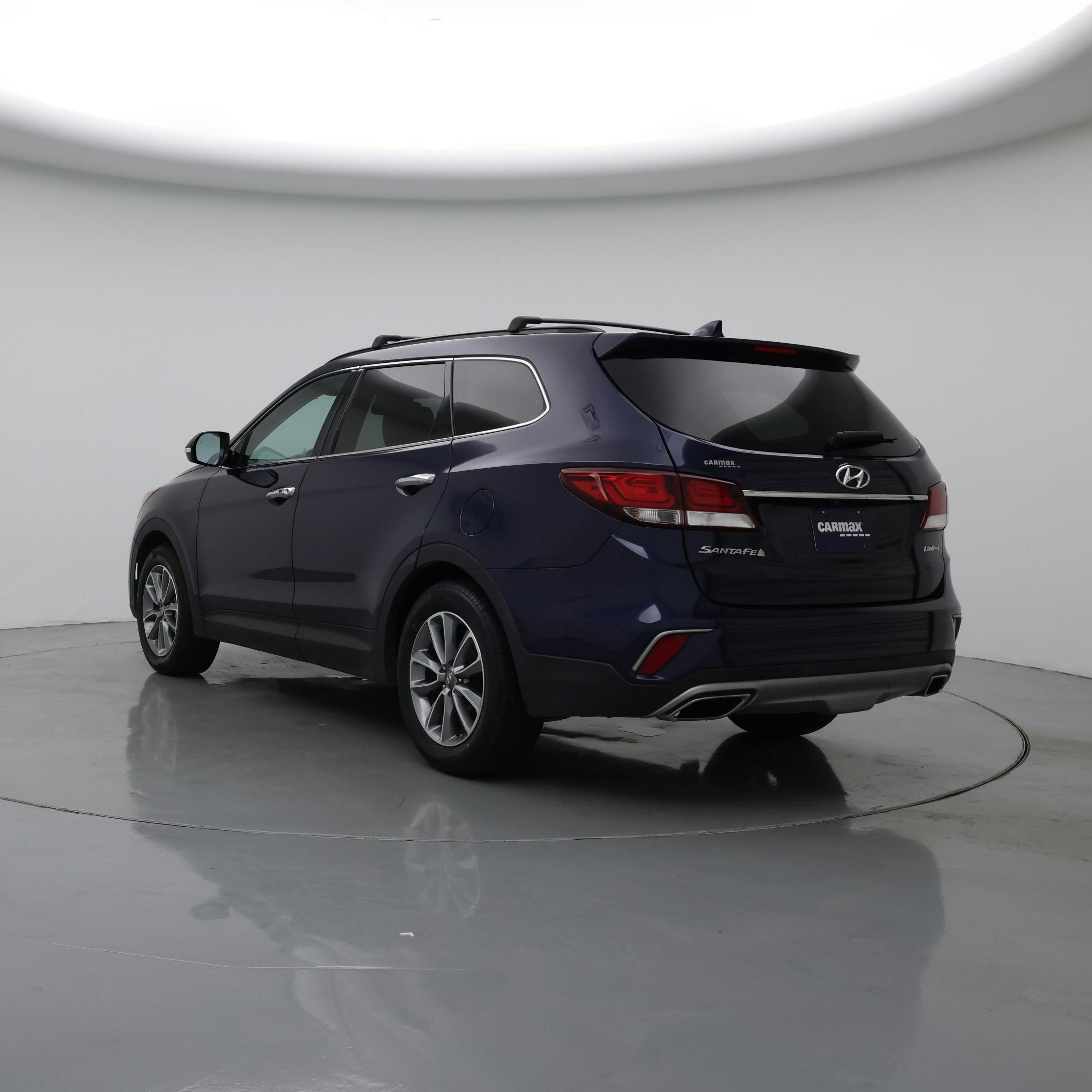 Thumbnail: 2017 Hyundai Santa Fe - 2