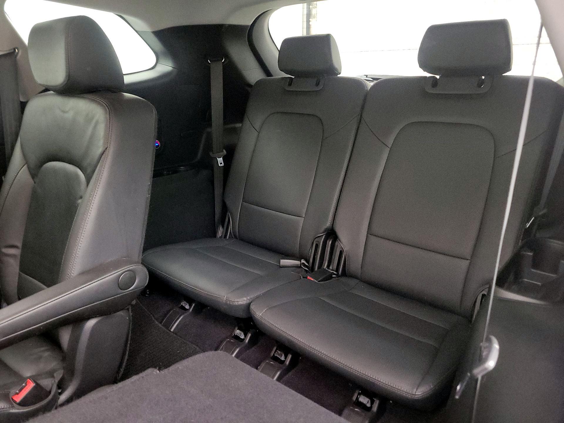 Thumbnail: 2017 Hyundai Santa Fe - 20