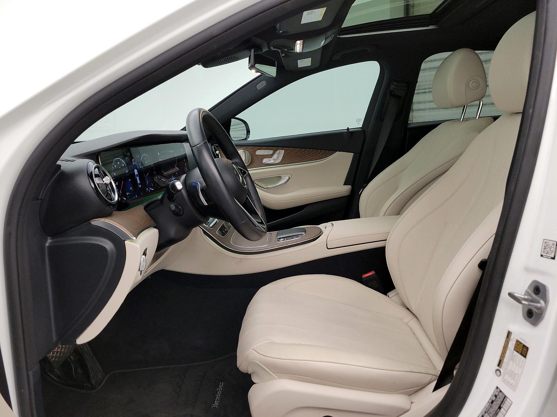 Thumbnail: 2022 Mercedes-Benz E-Class - 11