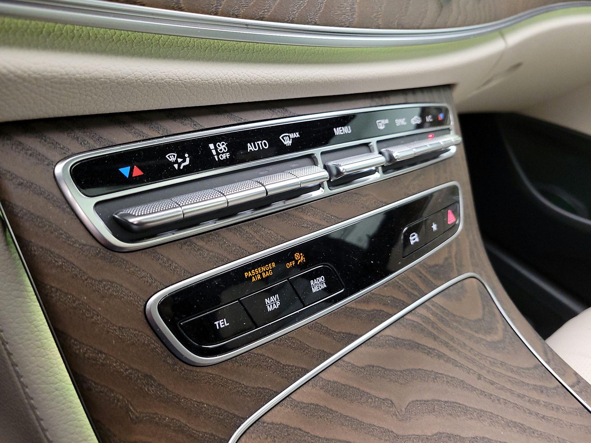 Thumbnail: 2022 Mercedes-Benz E-Class - 17