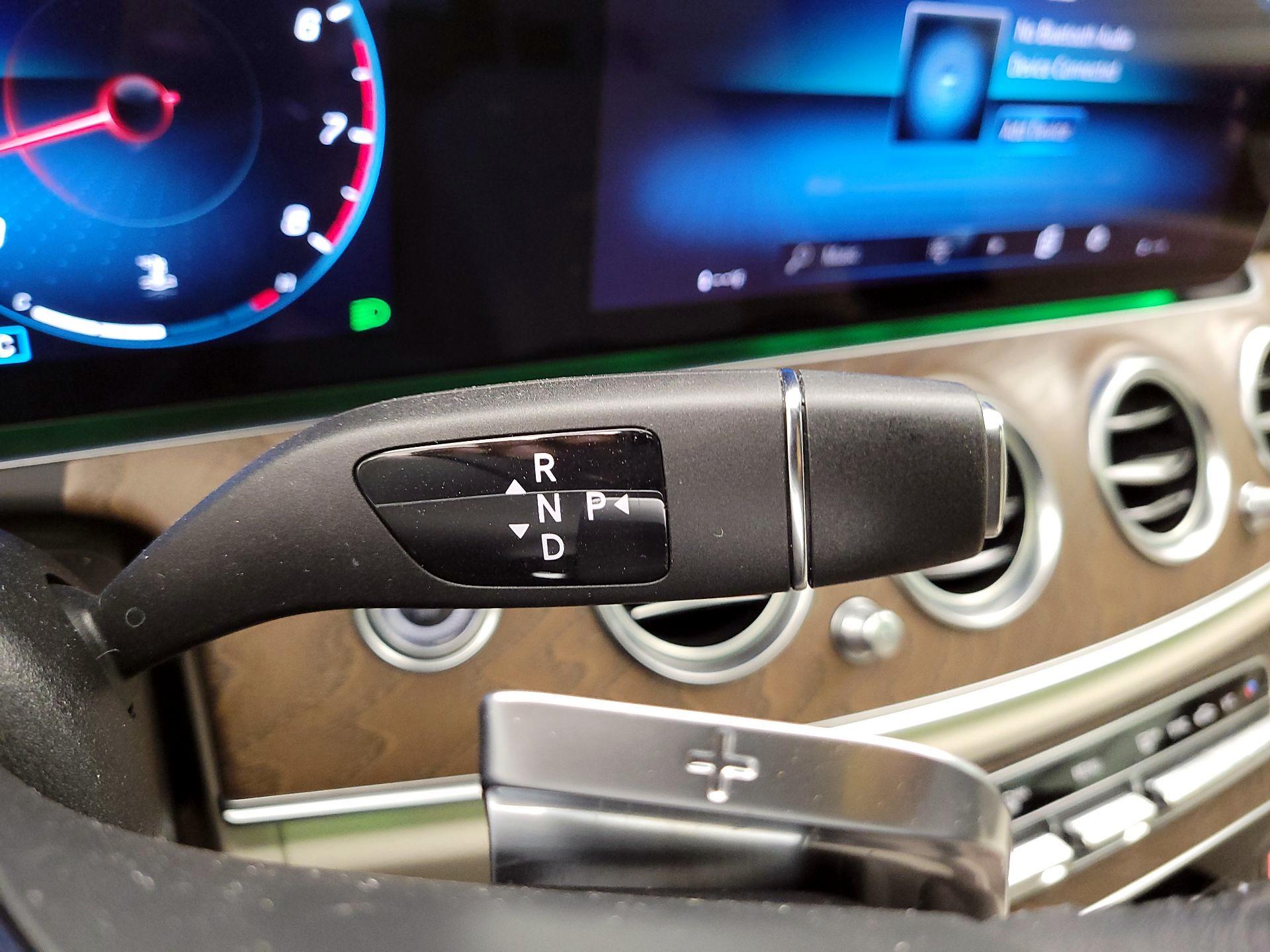 Thumbnail: 2022 Mercedes-Benz E-Class - 18