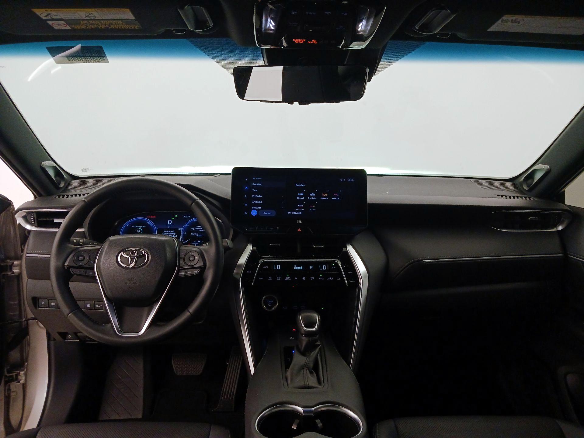 Thumbnail: 2024 Toyota Venza - 9