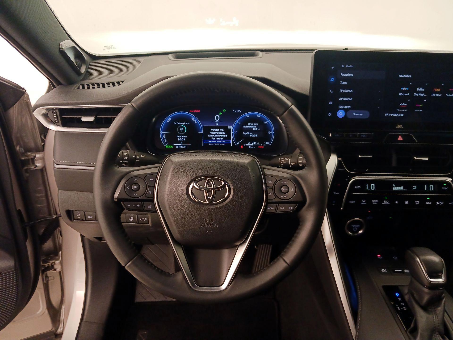 Thumbnail: 2024 Toyota Venza - 10