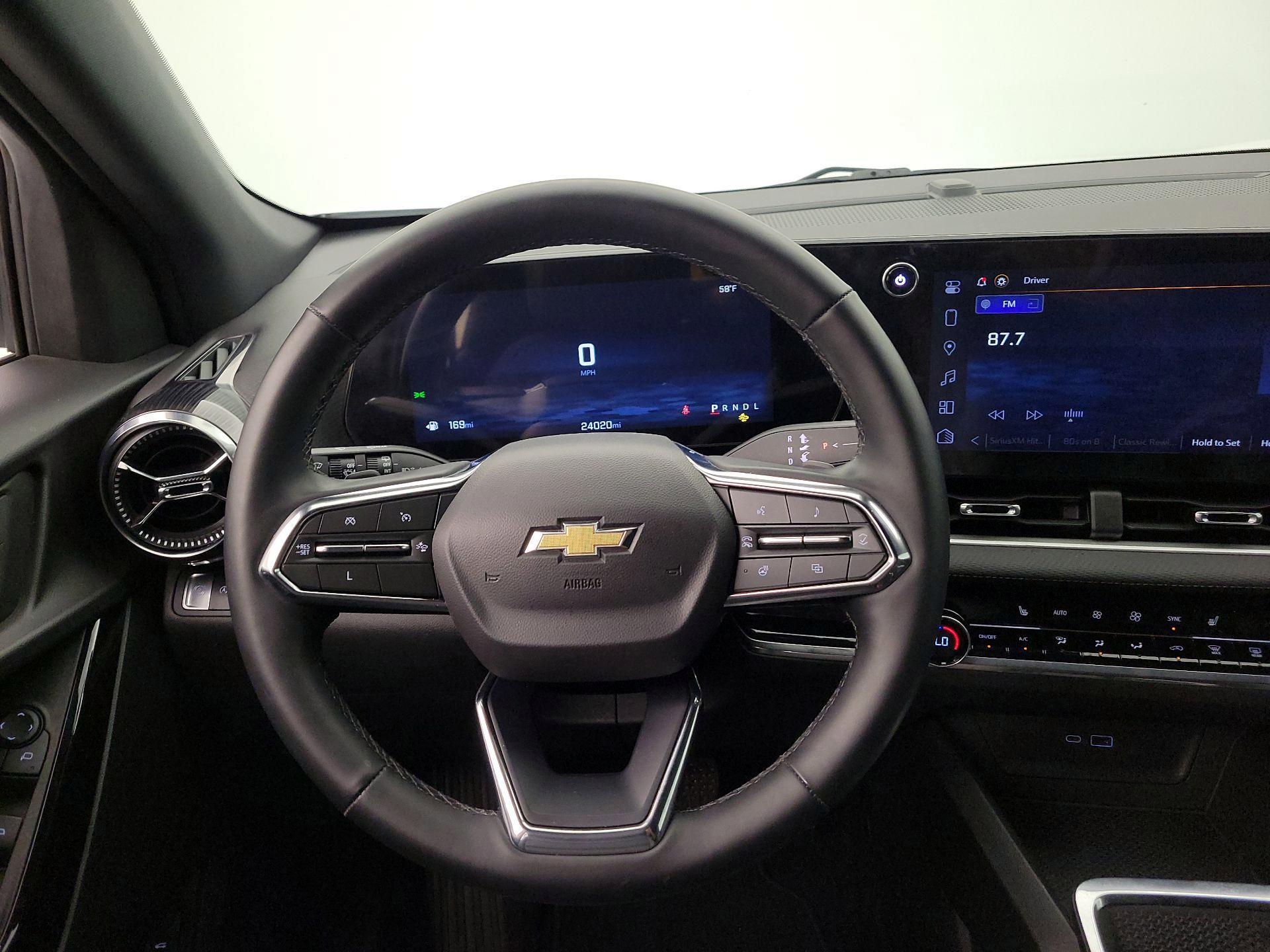 Thumbnail: 2025 Chevrolet Equinox - 10