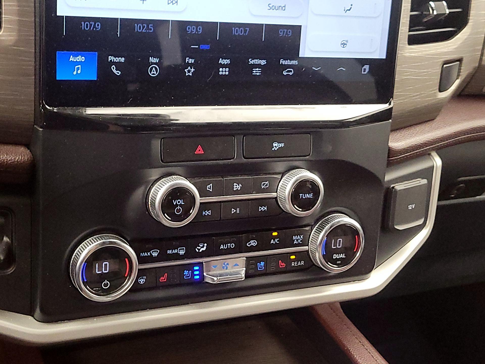 Thumbnail: 2023 Ford Expedition MAX - 16