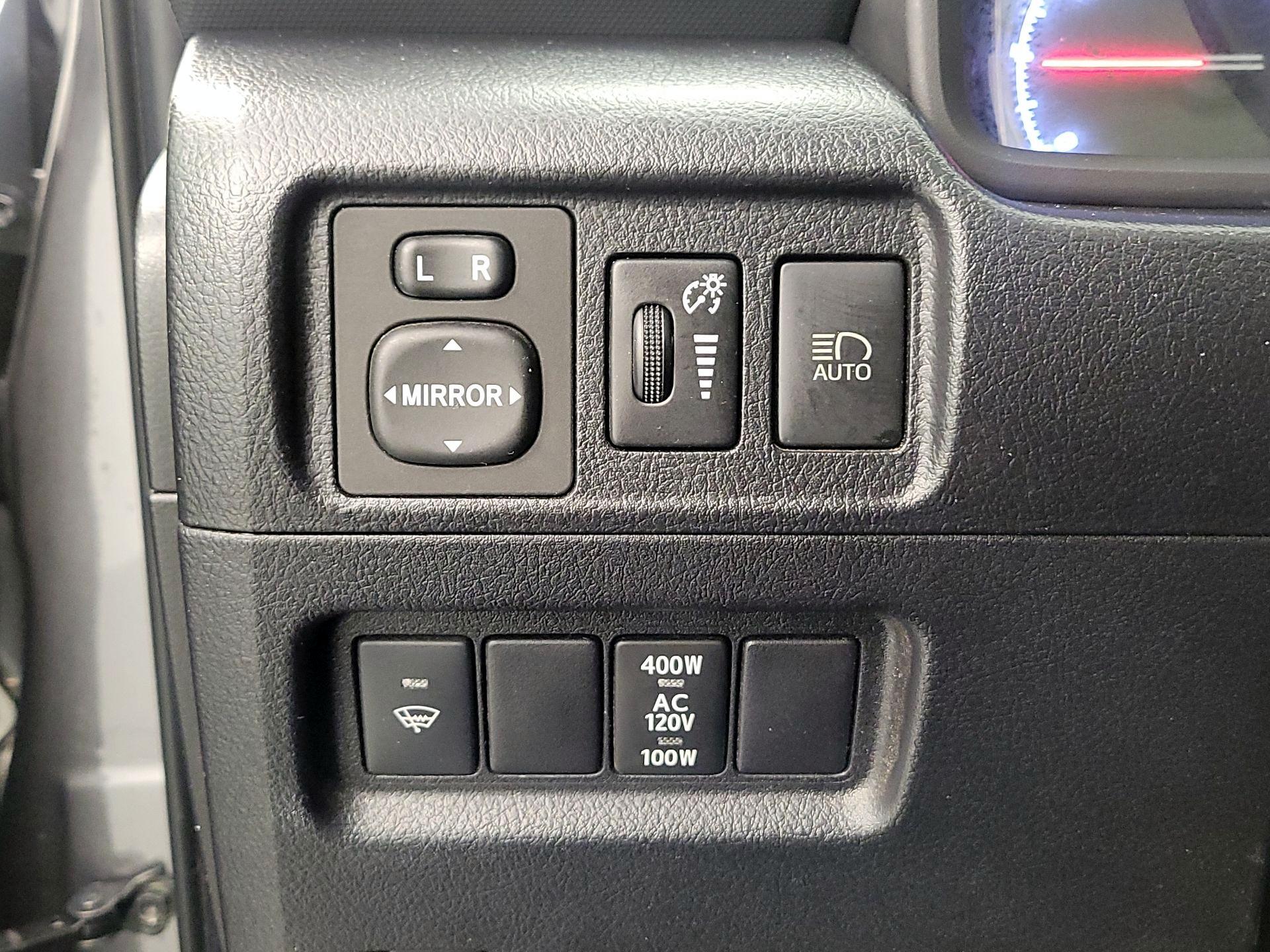 Thumbnail: 2020 Toyota 4Runner - 13