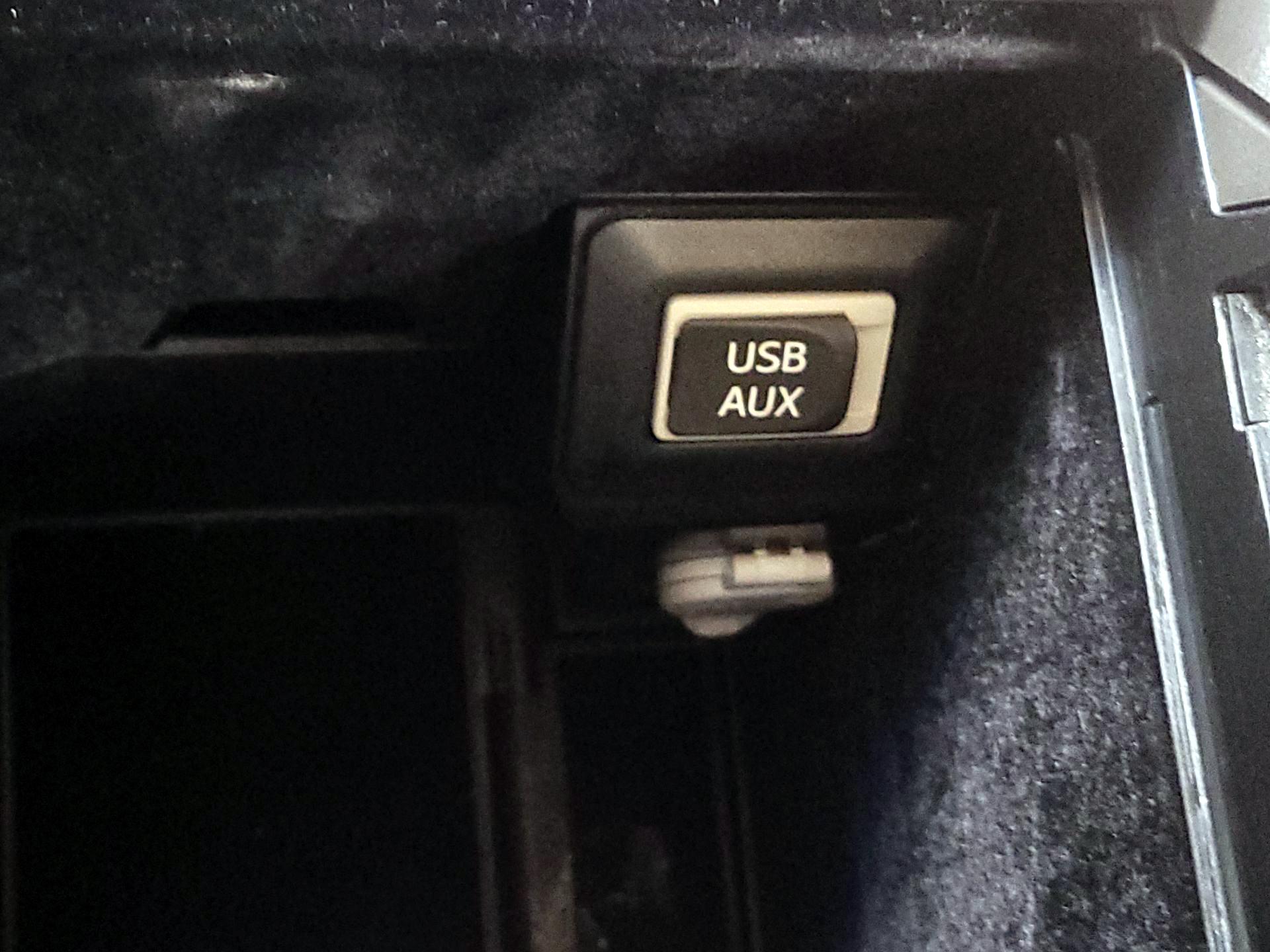 Thumbnail: 2015 Lexus RX - 18