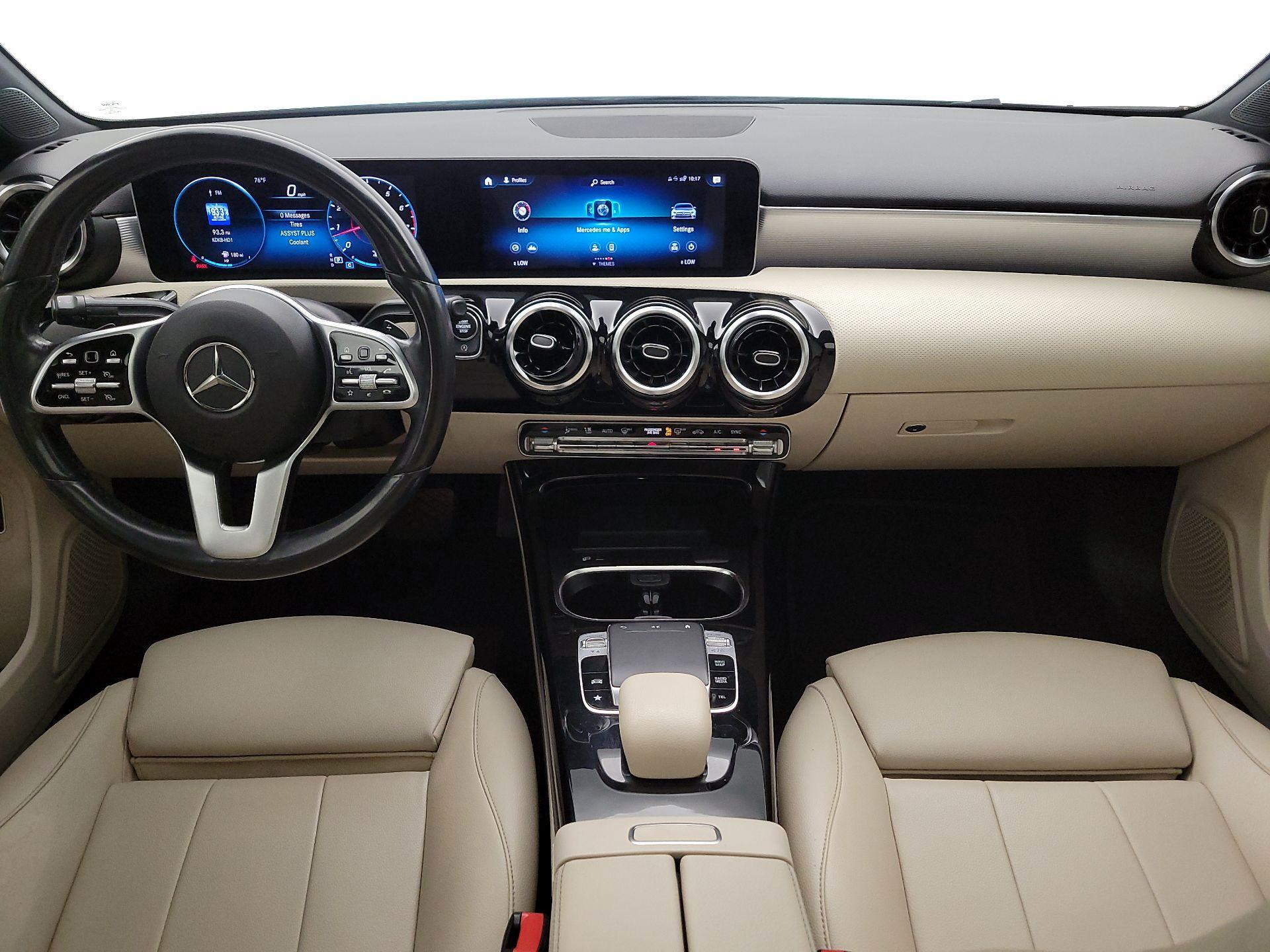 Thumbnail: 2020 Mercedes-Benz A-Class - 9