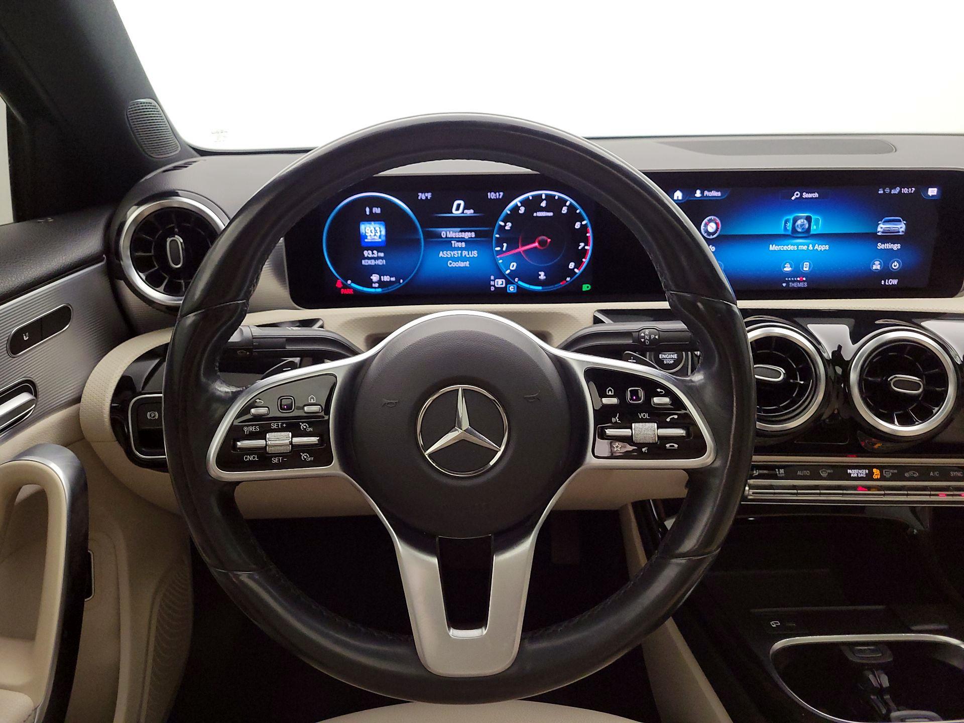 Thumbnail: 2020 Mercedes-Benz A-Class - 10