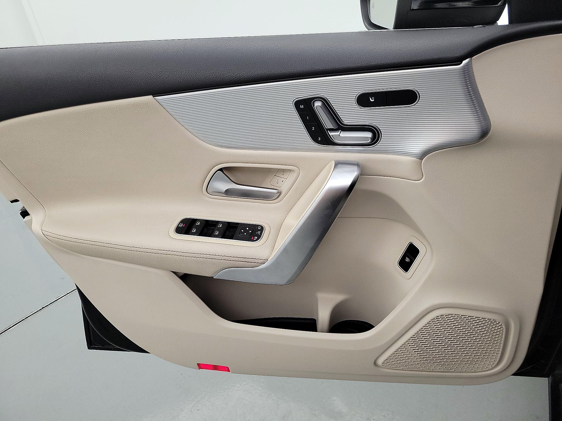 Thumbnail: 2020 Mercedes-Benz A-Class - 12