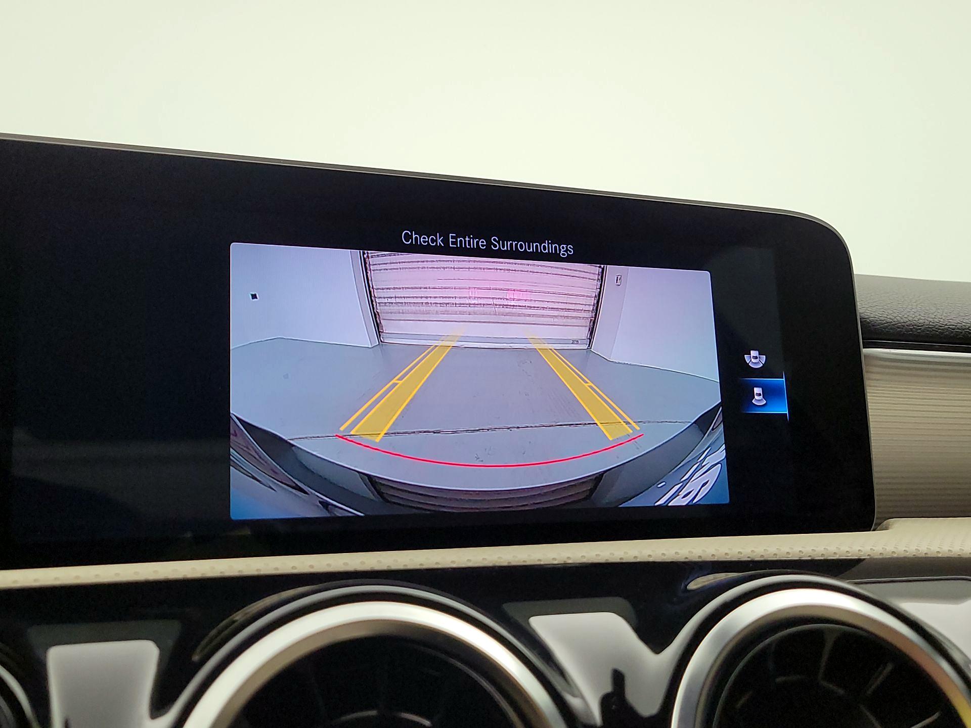 Thumbnail: 2020 Mercedes-Benz A-Class - 14