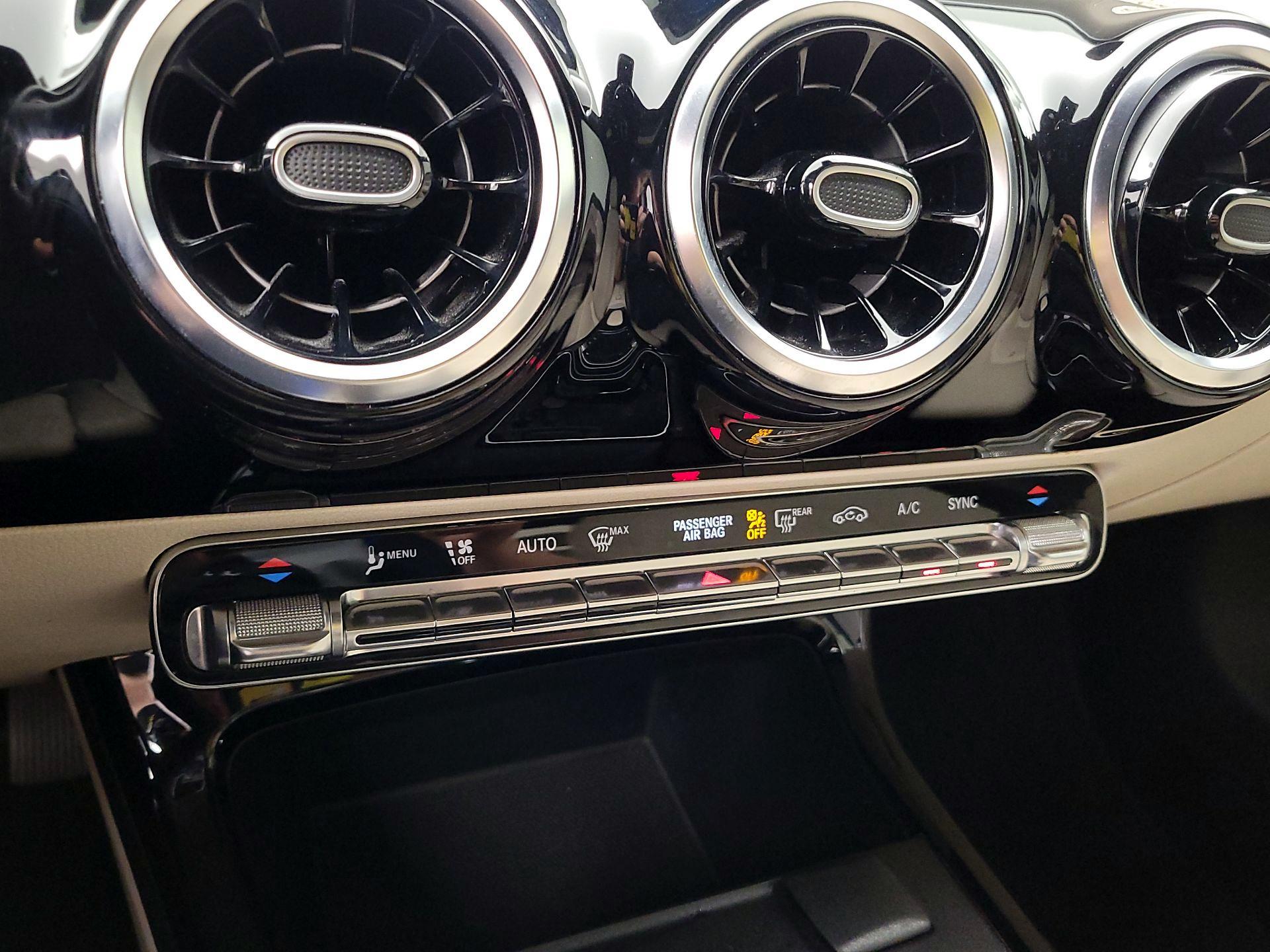 Thumbnail: 2020 Mercedes-Benz A-Class - 16