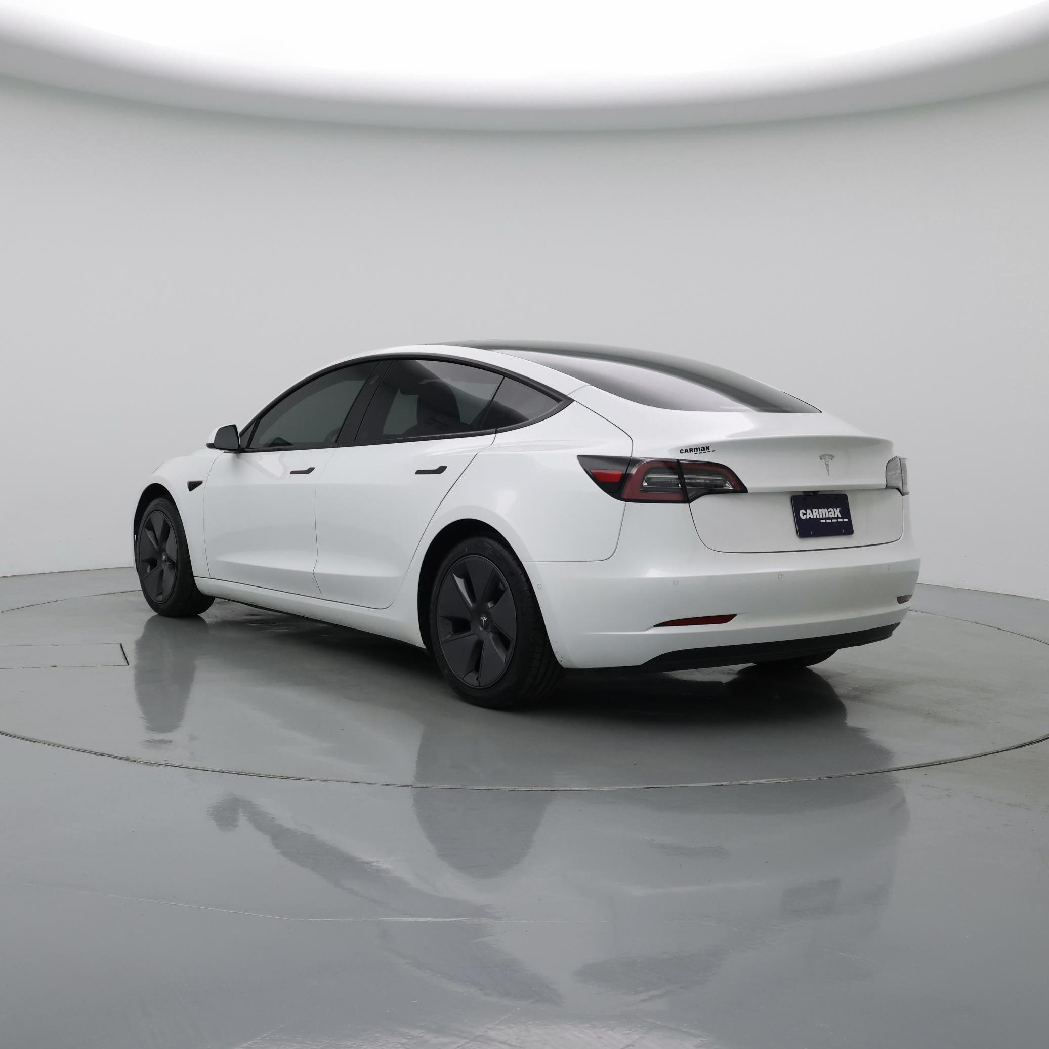 Thumbnail: 2022 Tesla Model 3 - 2