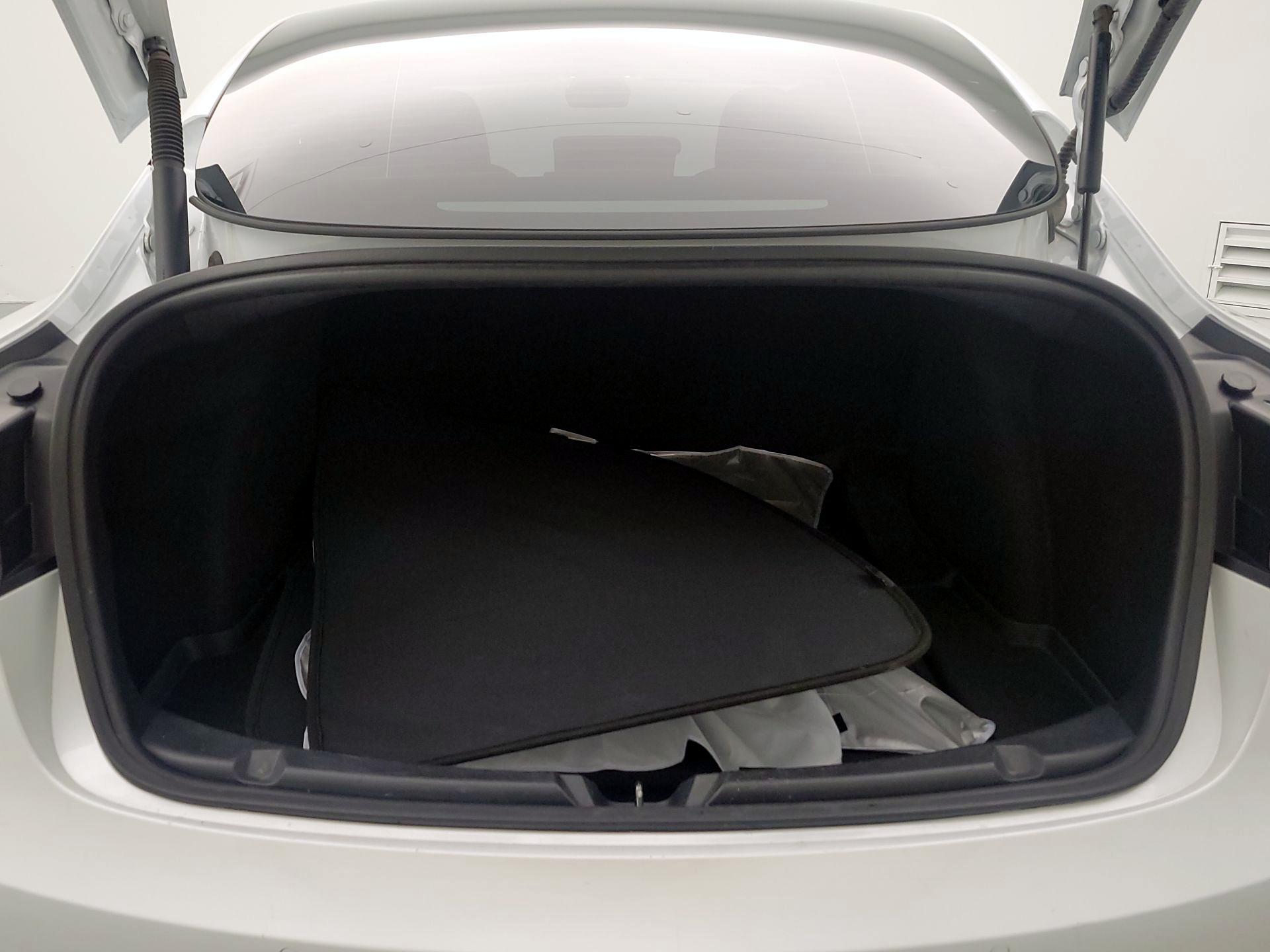 Thumbnail: 2022 Tesla Model 3 - 19