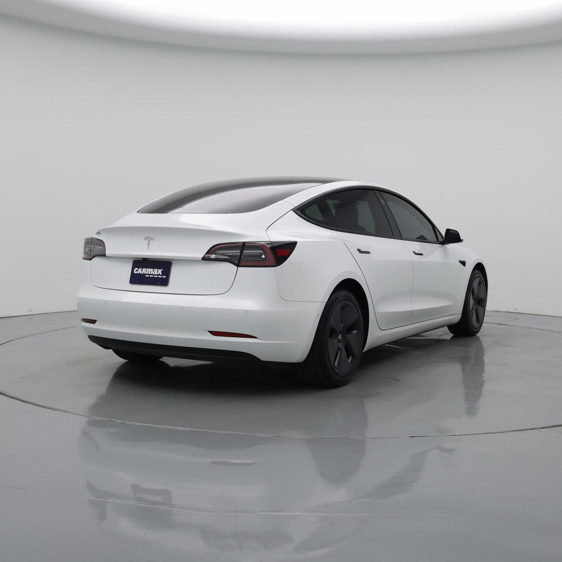 Thumbnail: 2022 Tesla Model 3 - 8