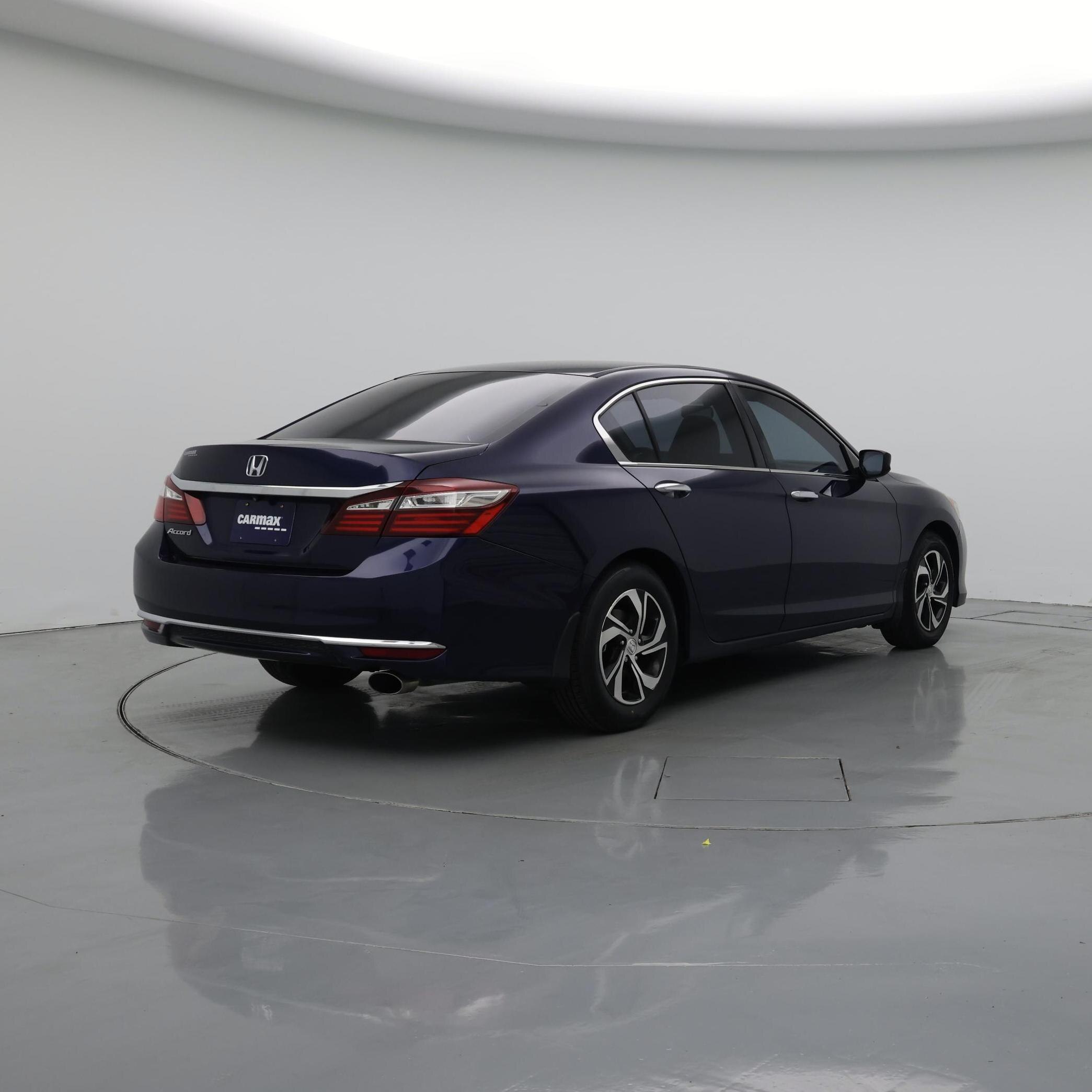 Thumbnail: 2017 Honda Accord - 8
