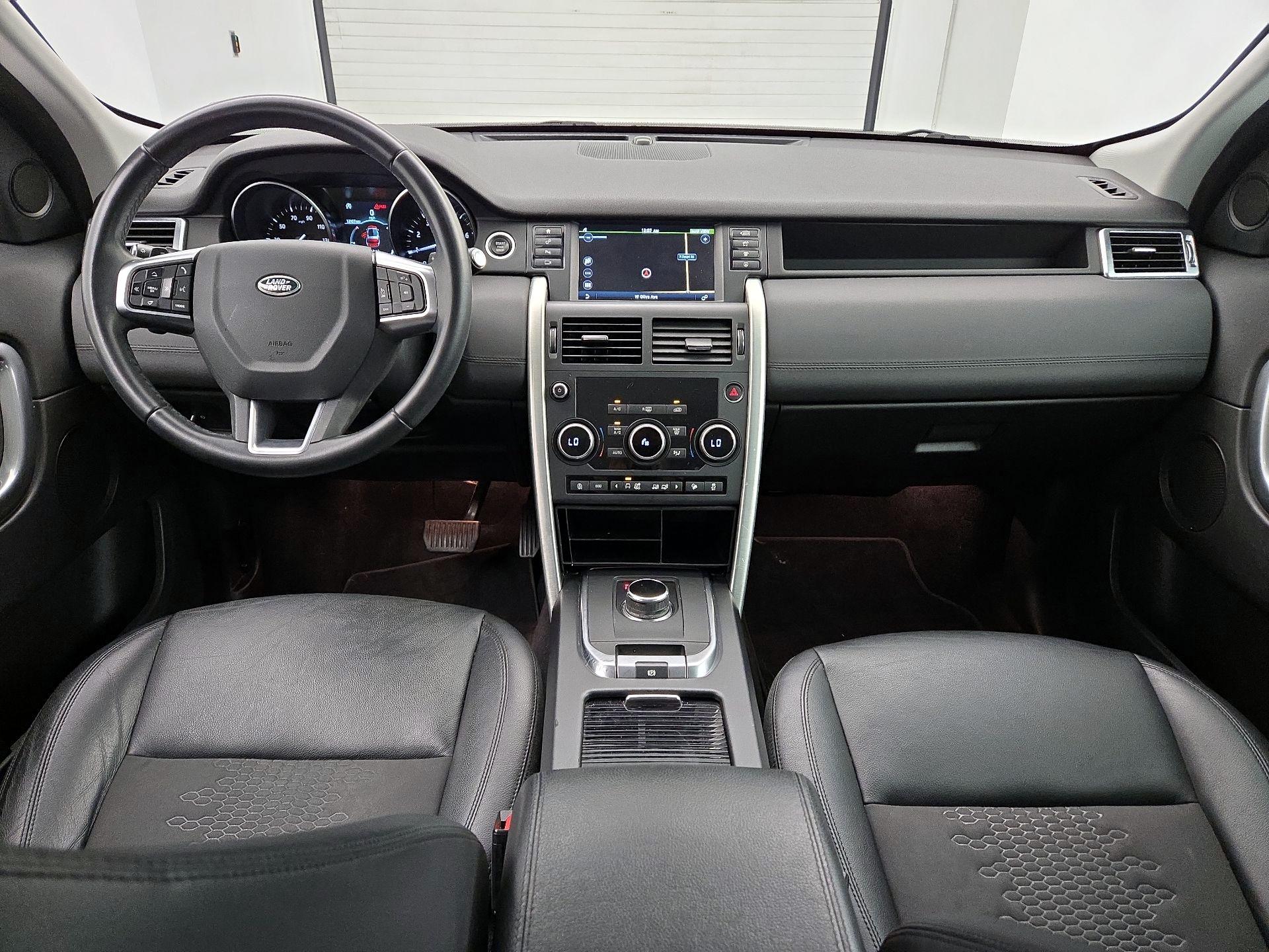 Thumbnail: 2019 Land Rover Discovery Sport - 9