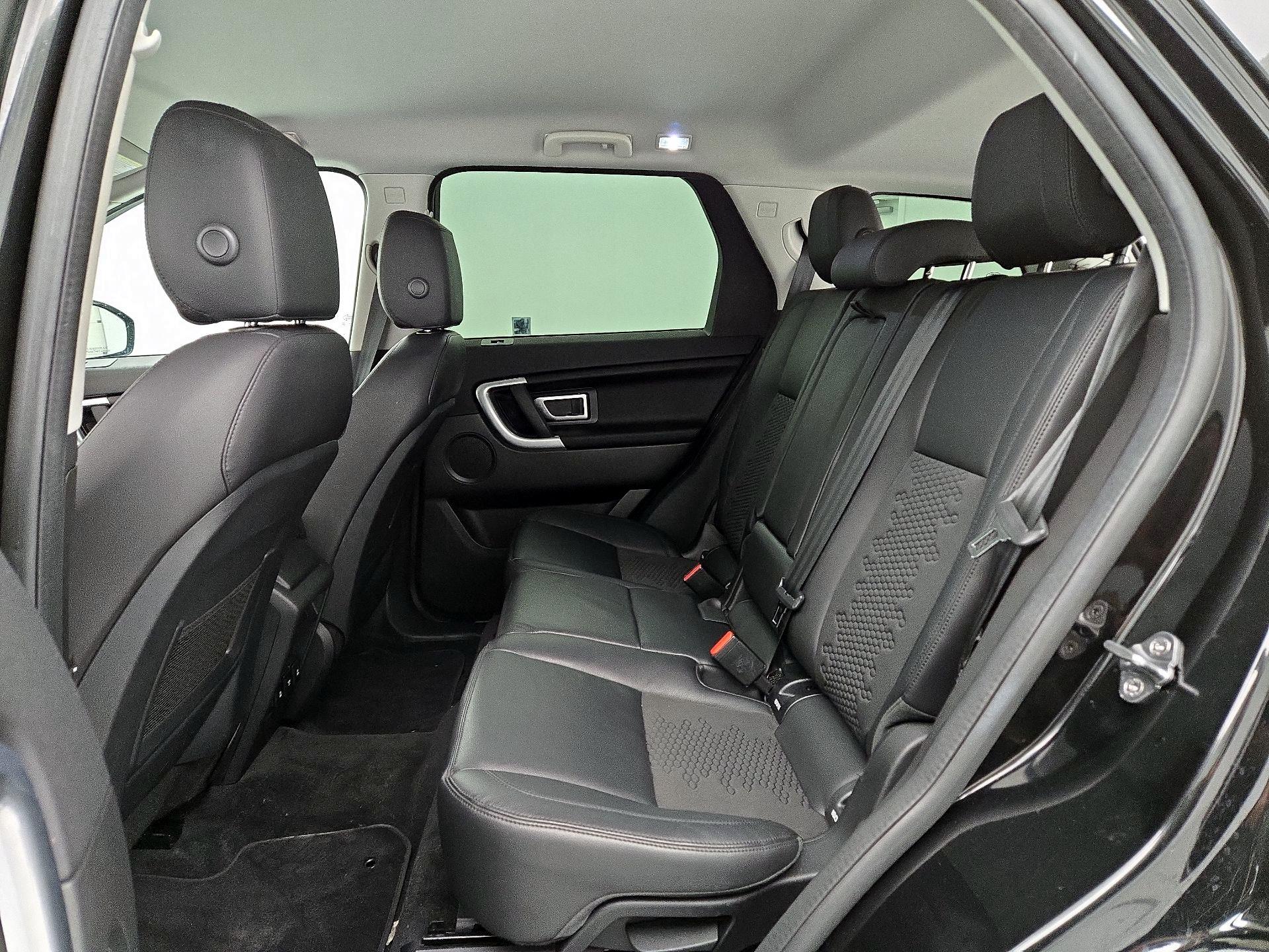 Thumbnail: 2019 Land Rover Discovery Sport - 20