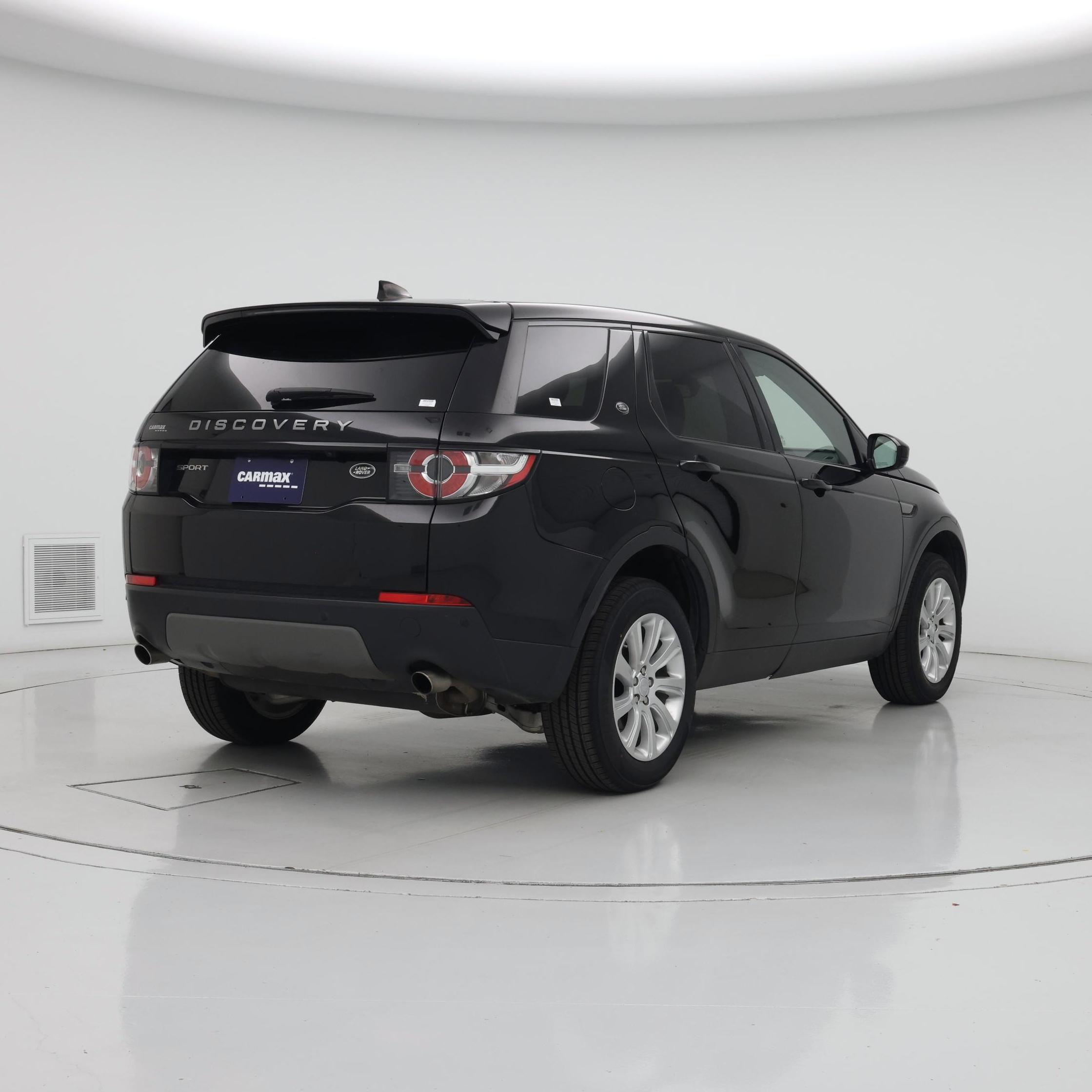 Thumbnail: 2019 Land Rover Discovery Sport - 8