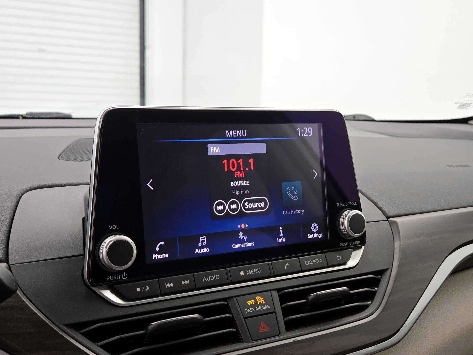 Thumbnail: 2023 Nissan Altima - 15